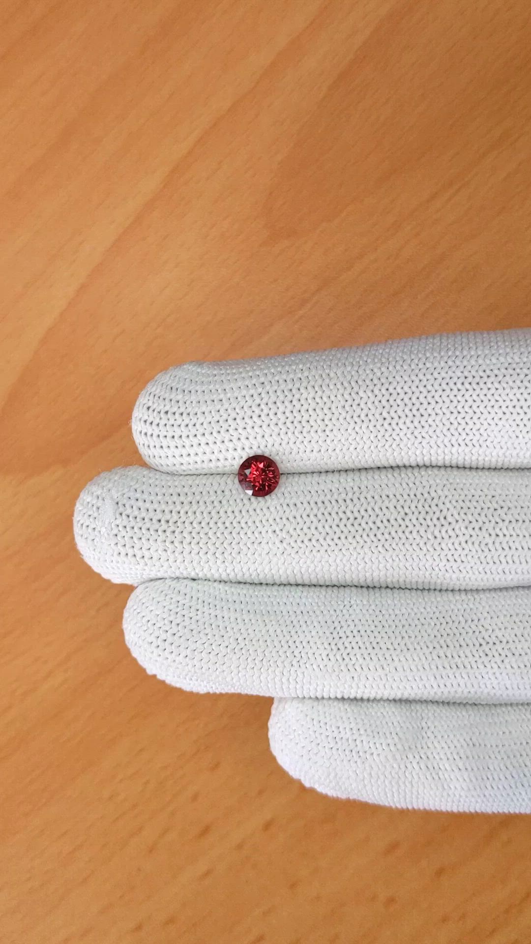 0.85 Ct. Pinkish Red Garnet from Ceylon (Sri Lanka) Size Video