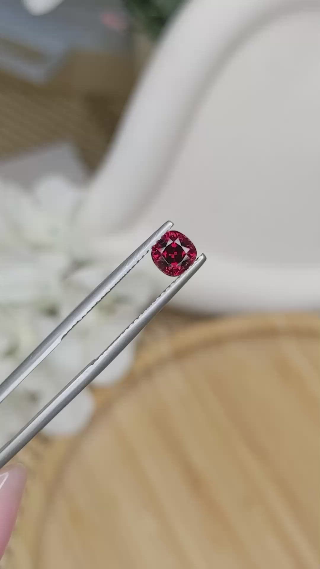 1.00 Ct. Red Garnet from Ceylon (Sri Lanka) Size Video