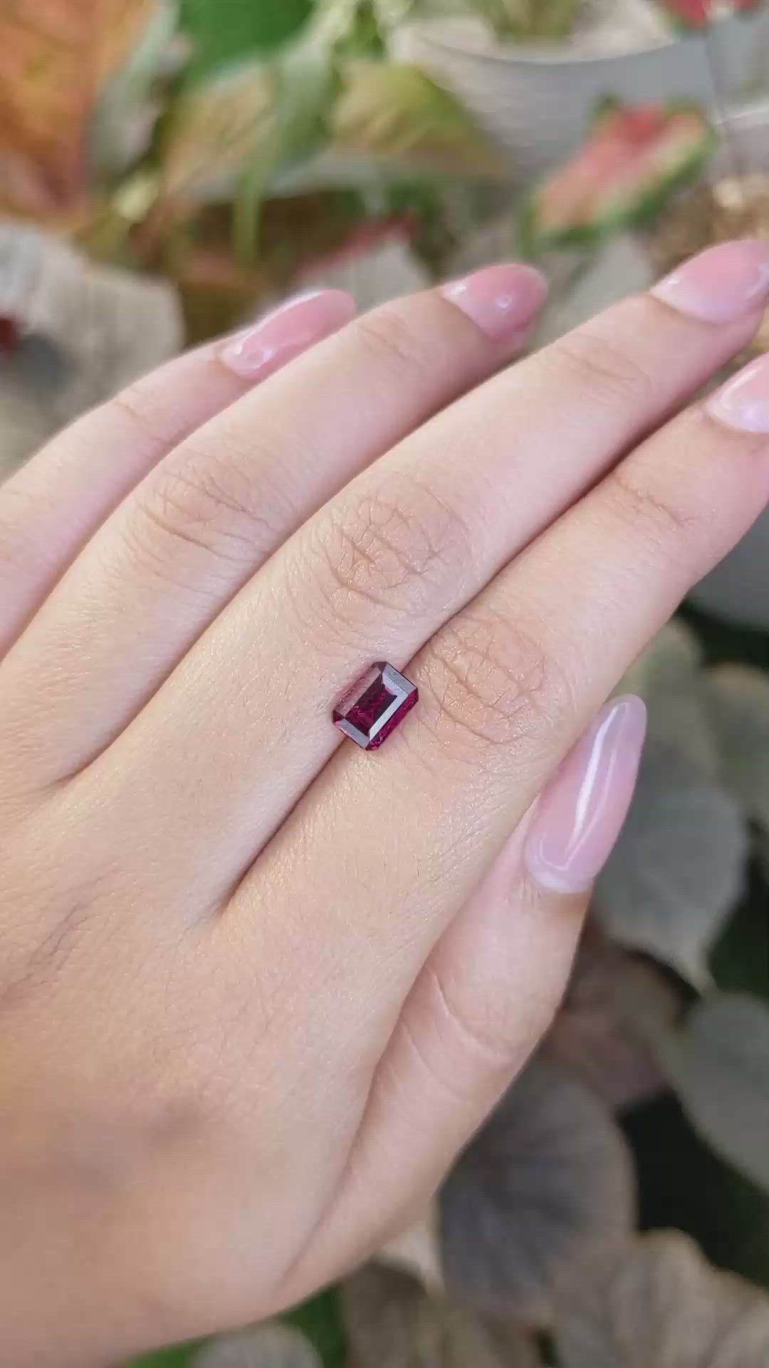 1.54 Ct. Purplish Pink Garnet from Ceylon (Sri Lanka) Size Video