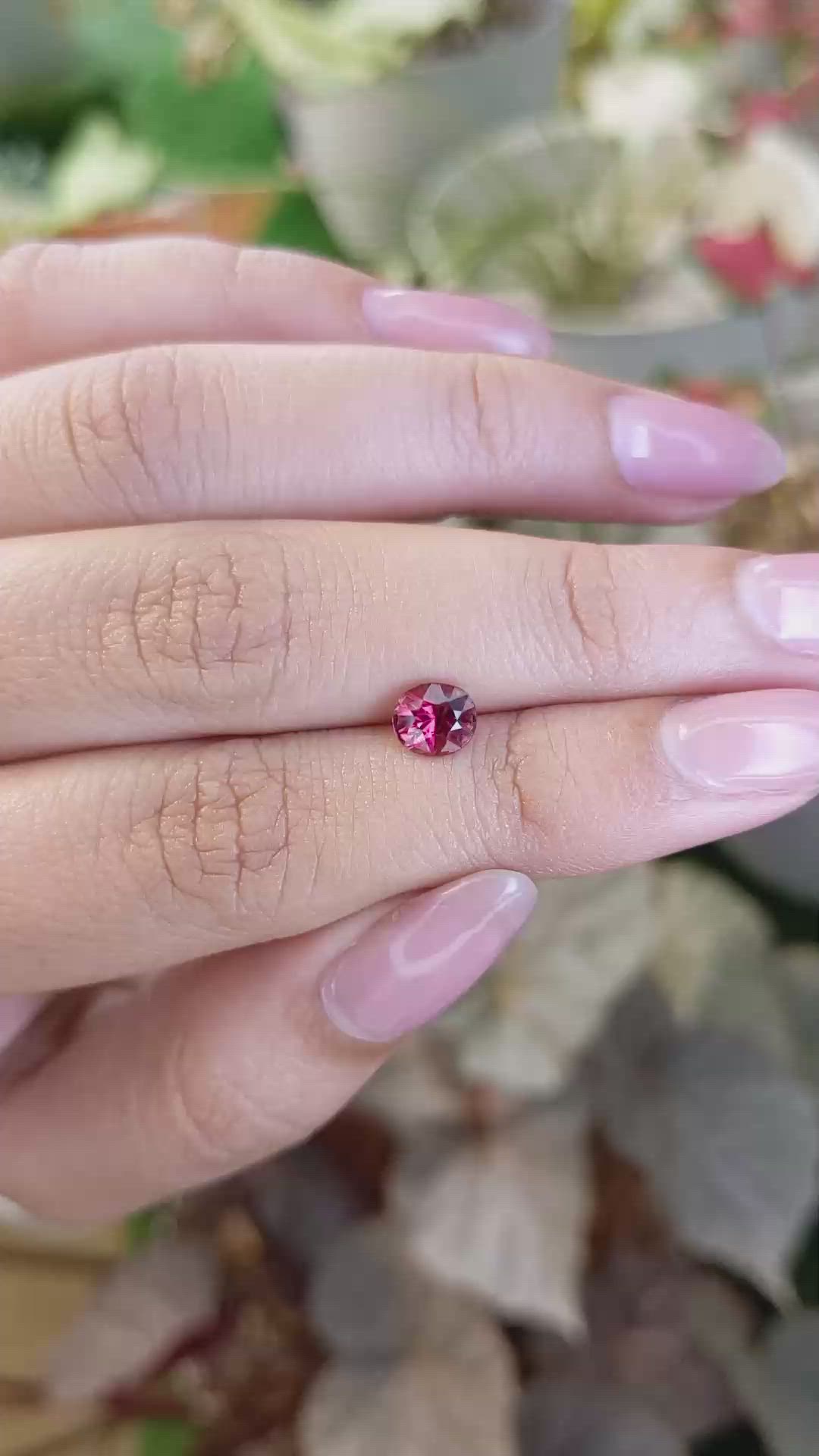 1.00 Ct. Reddish Pink Garnet from Ceylon (Sri Lanka) Size Video