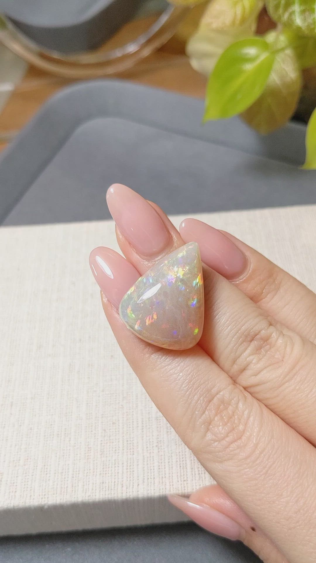 22.15 Ct. Multi Color White Opal (Light Opal) from Ethiopia Size Video
