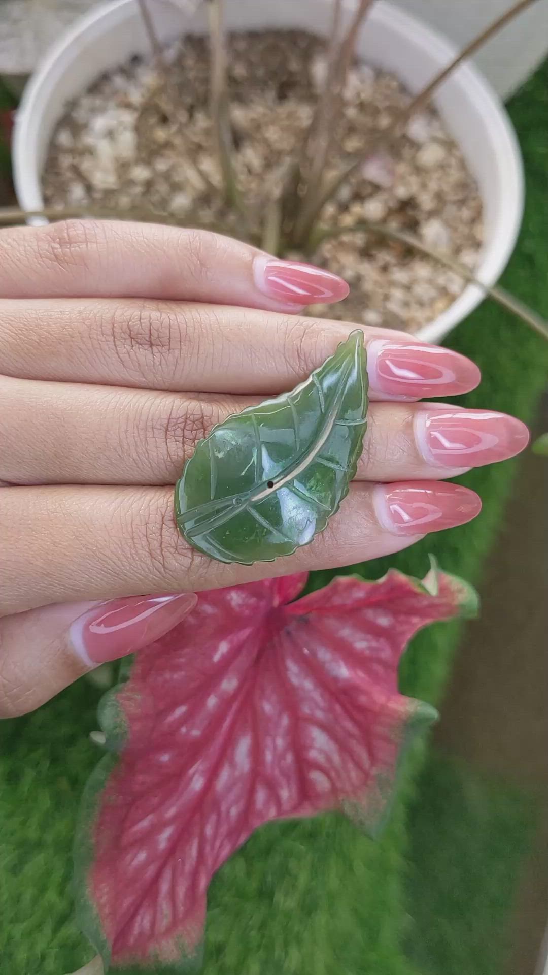 26.38 Ct. Green Jade from Burma (Myanmar) Size Video