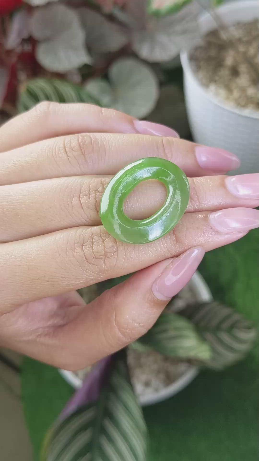 21.05 Ct. Green Cabochon Jade from Burma (Myanmar) Size Video