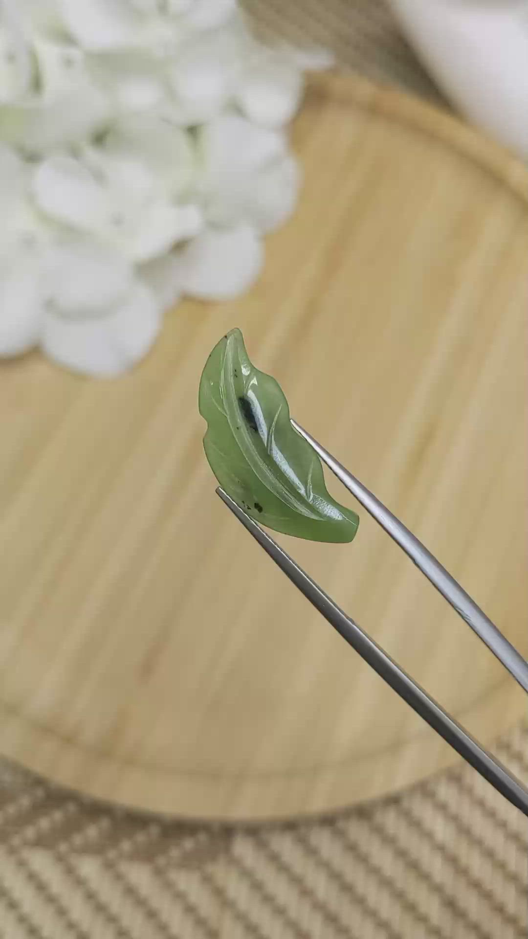 5.93 Ct. Green Jade from Burma (Myanmar) Size Video