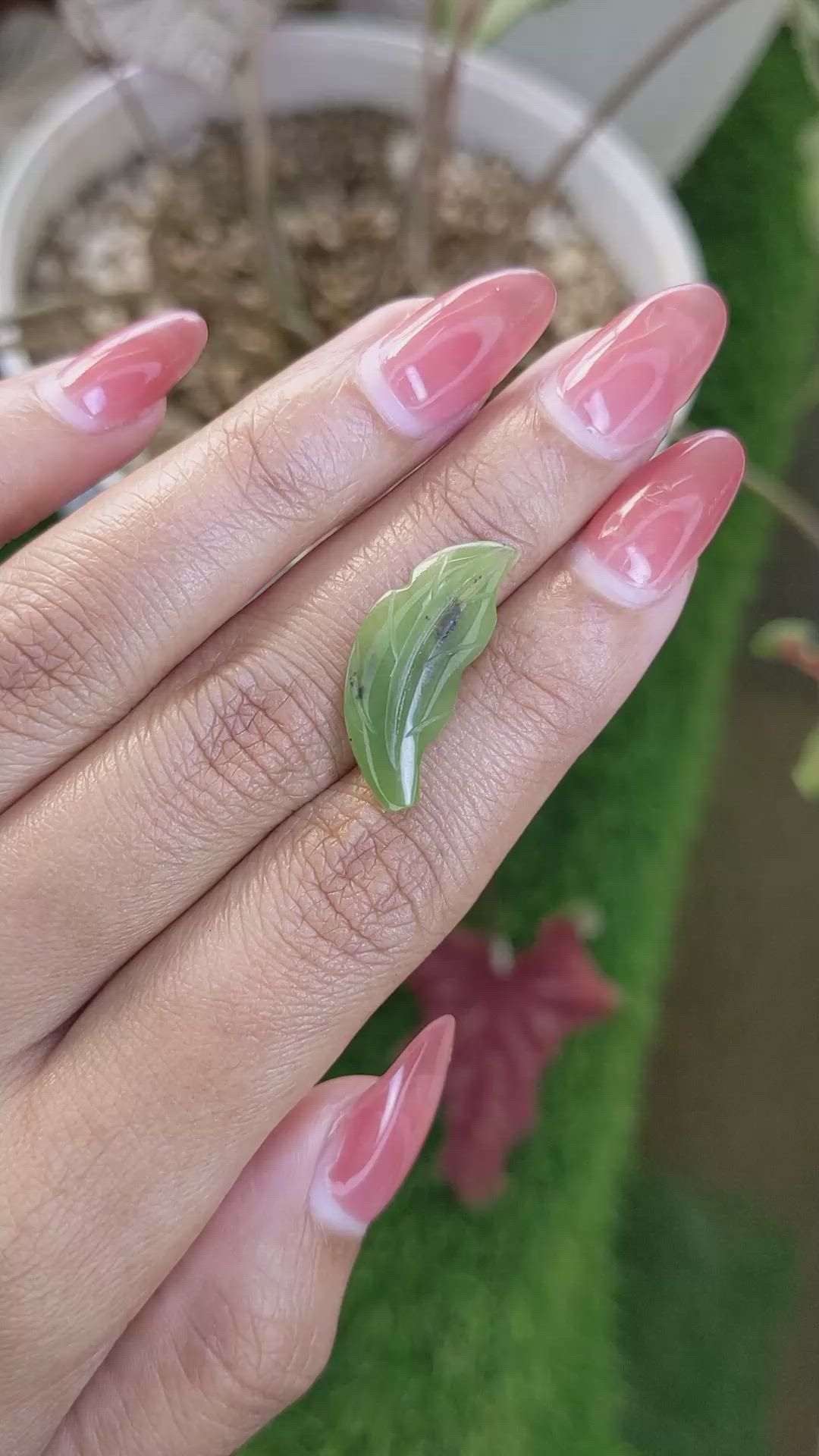 5.93 Ct. Green Jade from Burma (Myanmar) Size Video