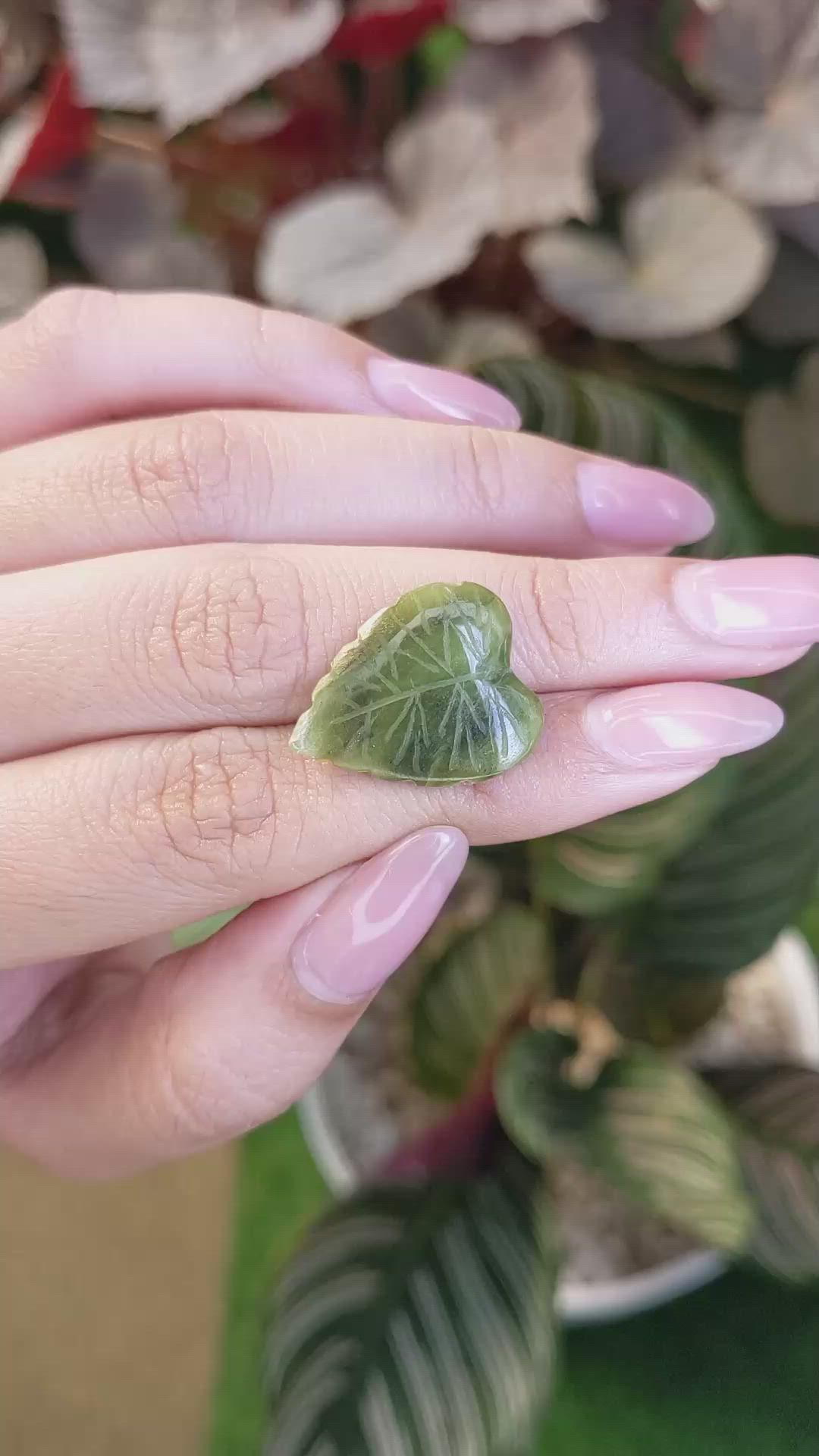 9.00 Ct. Green Jade from Burma (Myanmar) Size Video