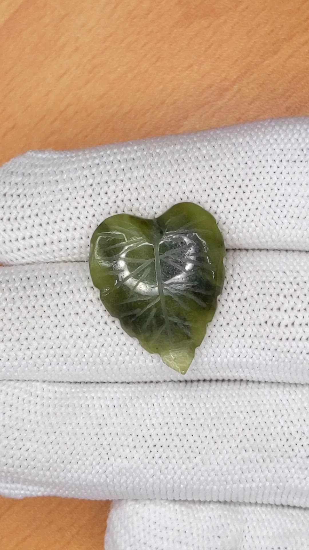 9.00 Ct. Green Jade from Burma (Myanmar) Size Video
