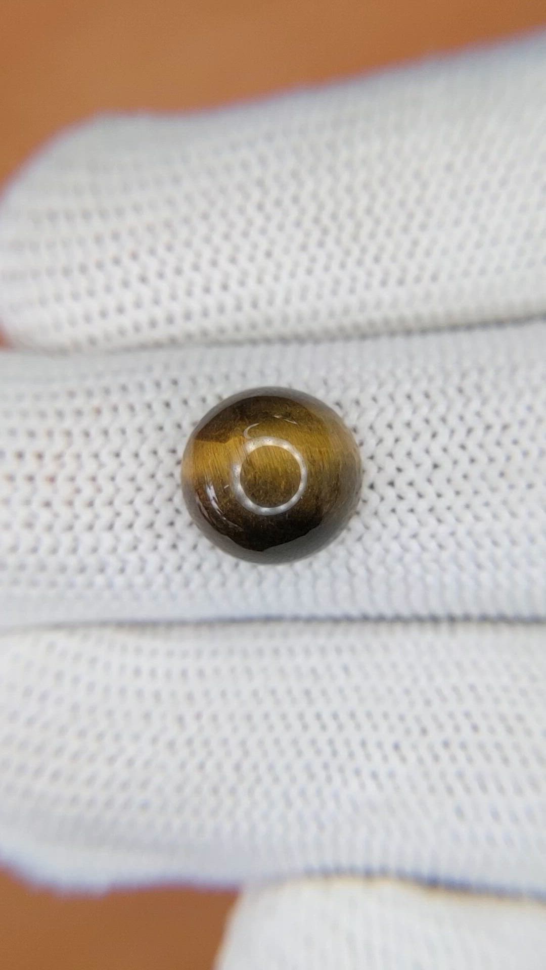 4.28 Ct. Cabochon Tiger's Eye from Ceylon (Sri Lanka) Size Video