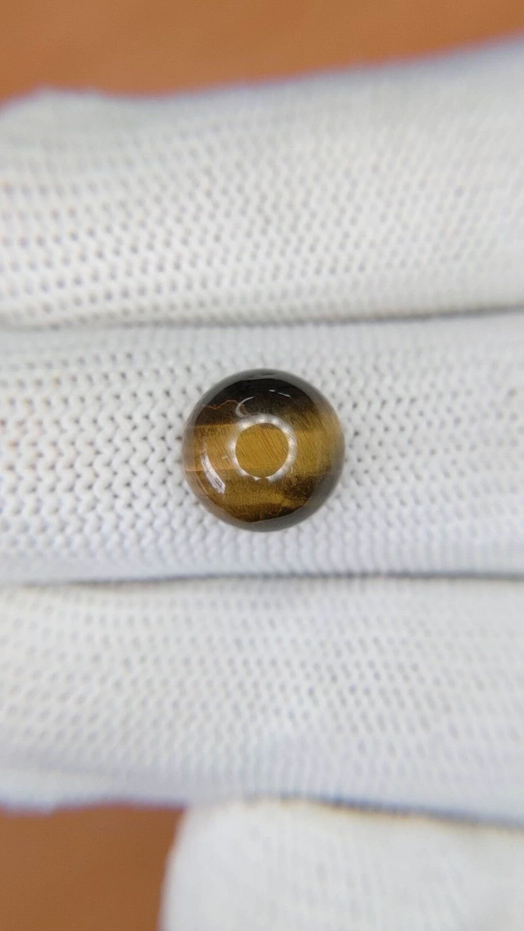 4.30 Ct. Cabochon Tiger's Eye from Ceylon (Sri Lanka) Size Video