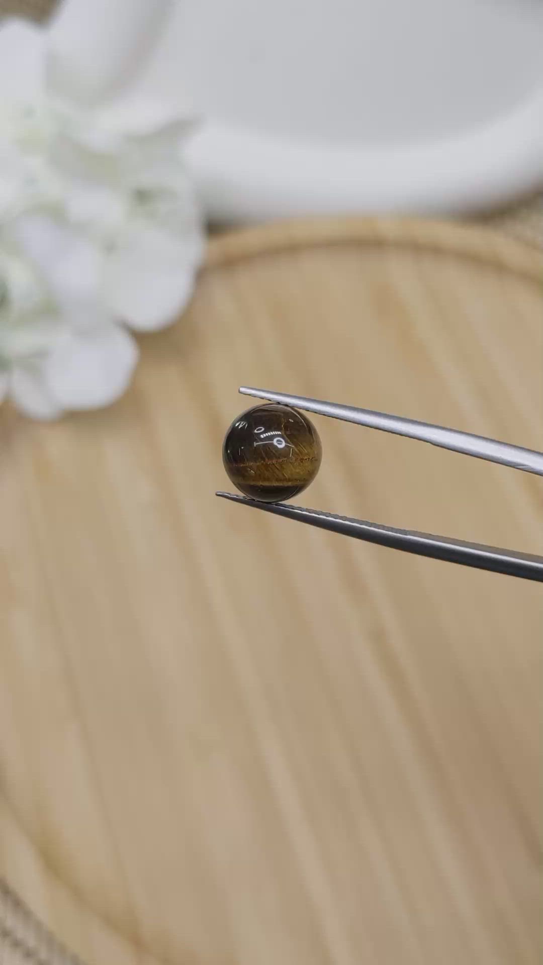 4.64 Ct. Cabochon Tiger's Eye from Ceylon (Sri Lanka) Size Video