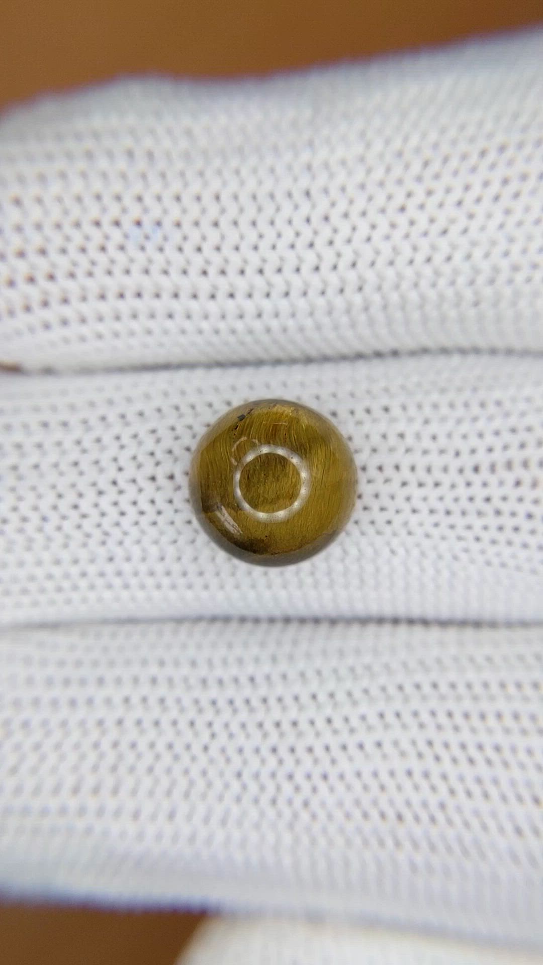 4.27 Ct. Cabochon Tiger's Eye from Ceylon (Sri Lanka) Size Video