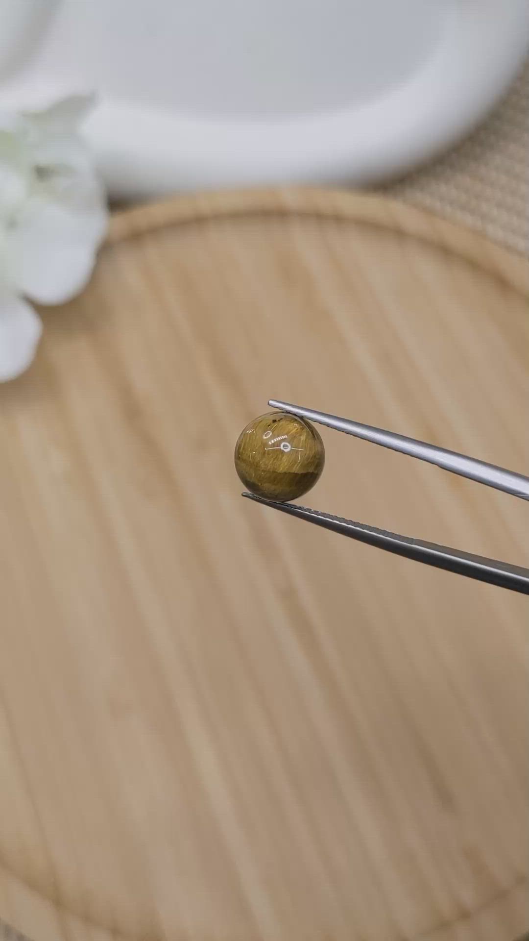 4.27 Ct. Cabochon Tiger's Eye from Ceylon (Sri Lanka) Size Video
