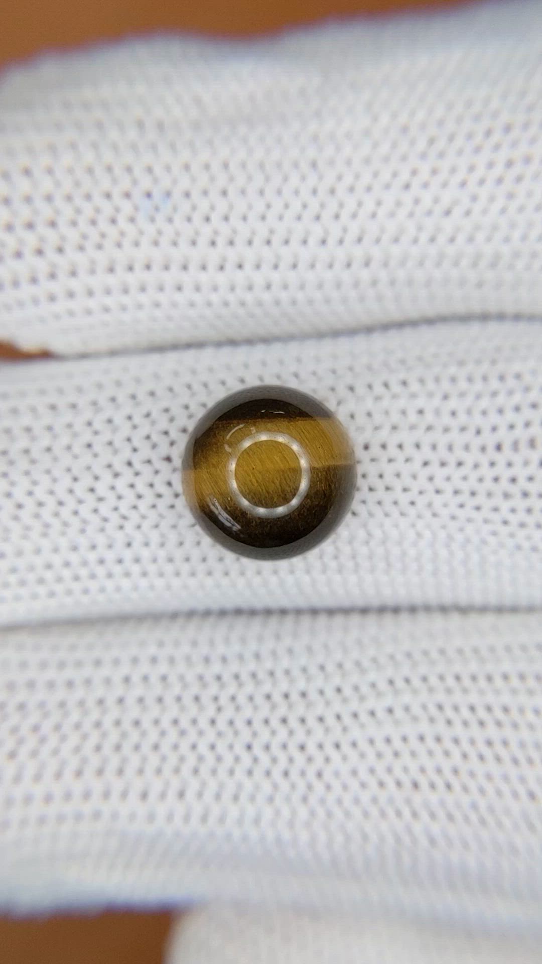 4.44 Ct. Cabochon Tiger's Eye from Ceylon (Sri Lanka) Size Video