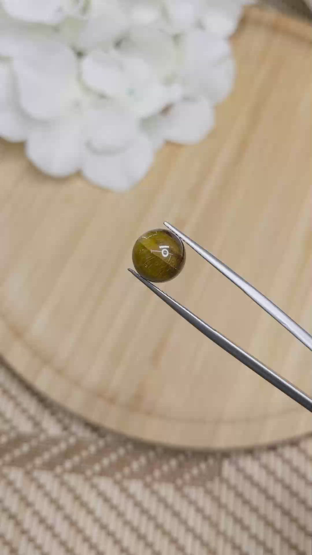 4.37 Ct. Cabochon Tiger's Eye from Ceylon (Sri Lanka) Size Video