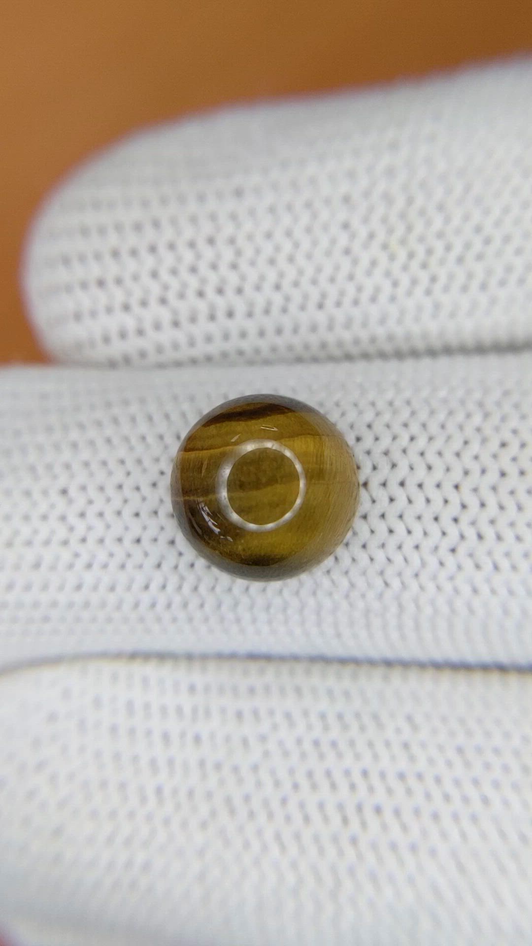 4.41 Ct. Cabochon Tiger's Eye from Ceylon (Sri Lanka) Size Video