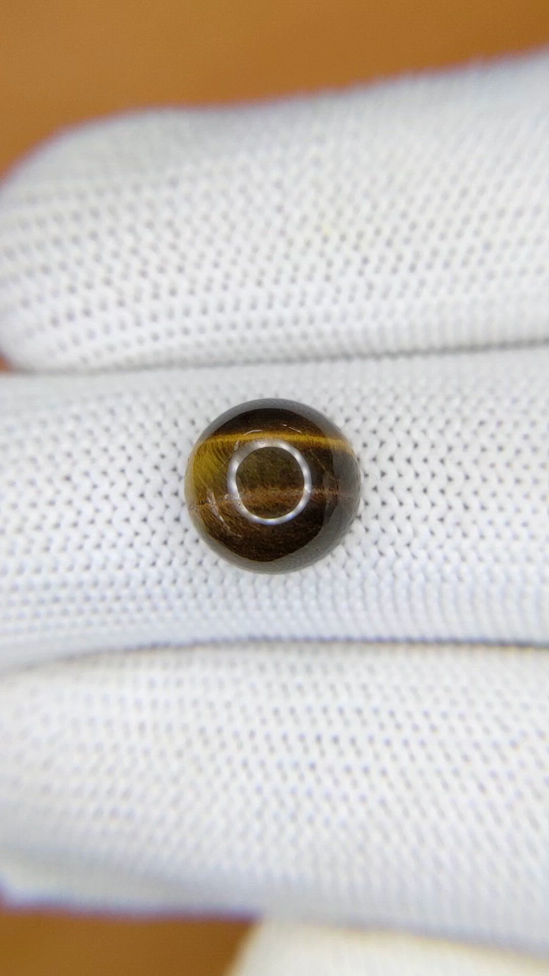 4.58 Ct. Cabochon Tiger's Eye from Ceylon (Sri Lanka) Size Video