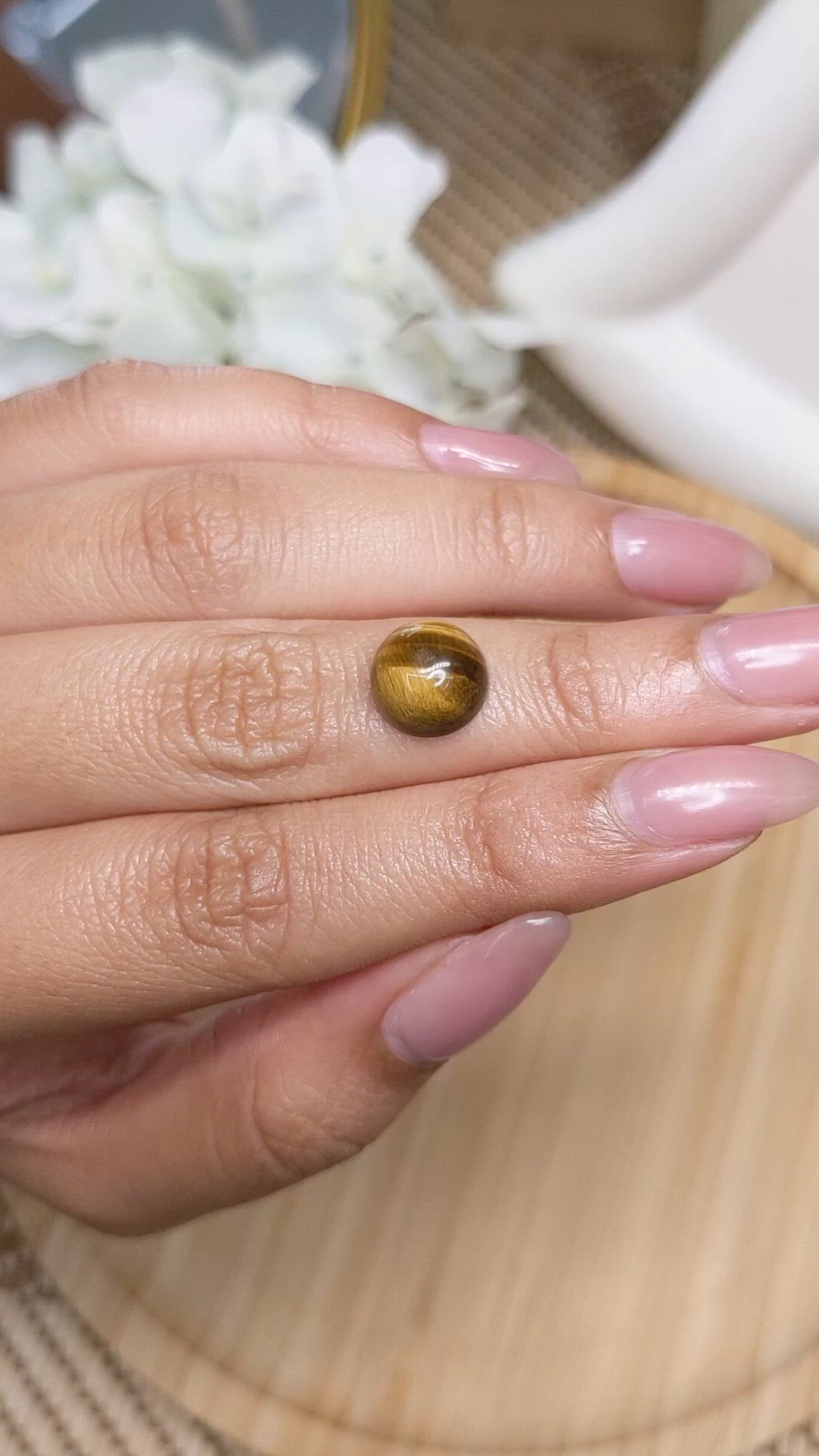 4.50 Ct. Cabochon Tiger's Eye from Ceylon (Sri Lanka) Size Video