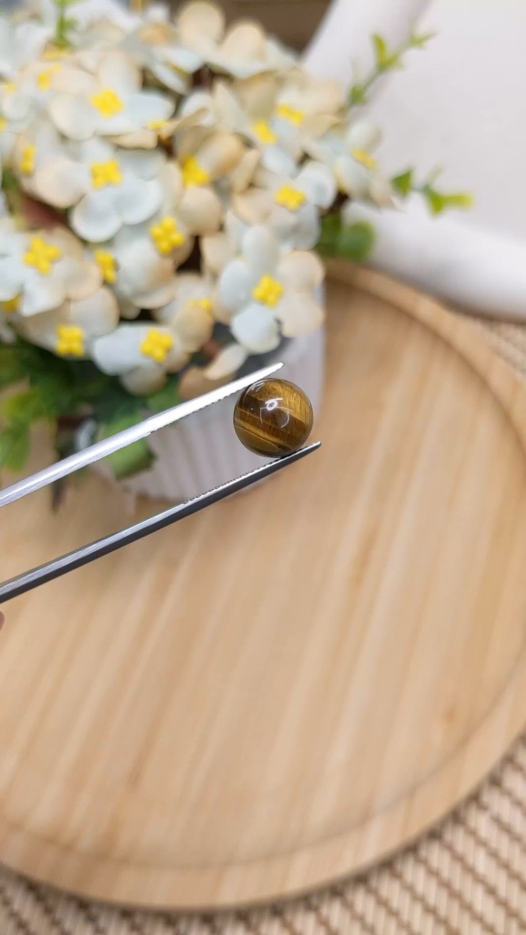 4.50 Ct. Cabochon Tiger's Eye from Ceylon (Sri Lanka) Size Video