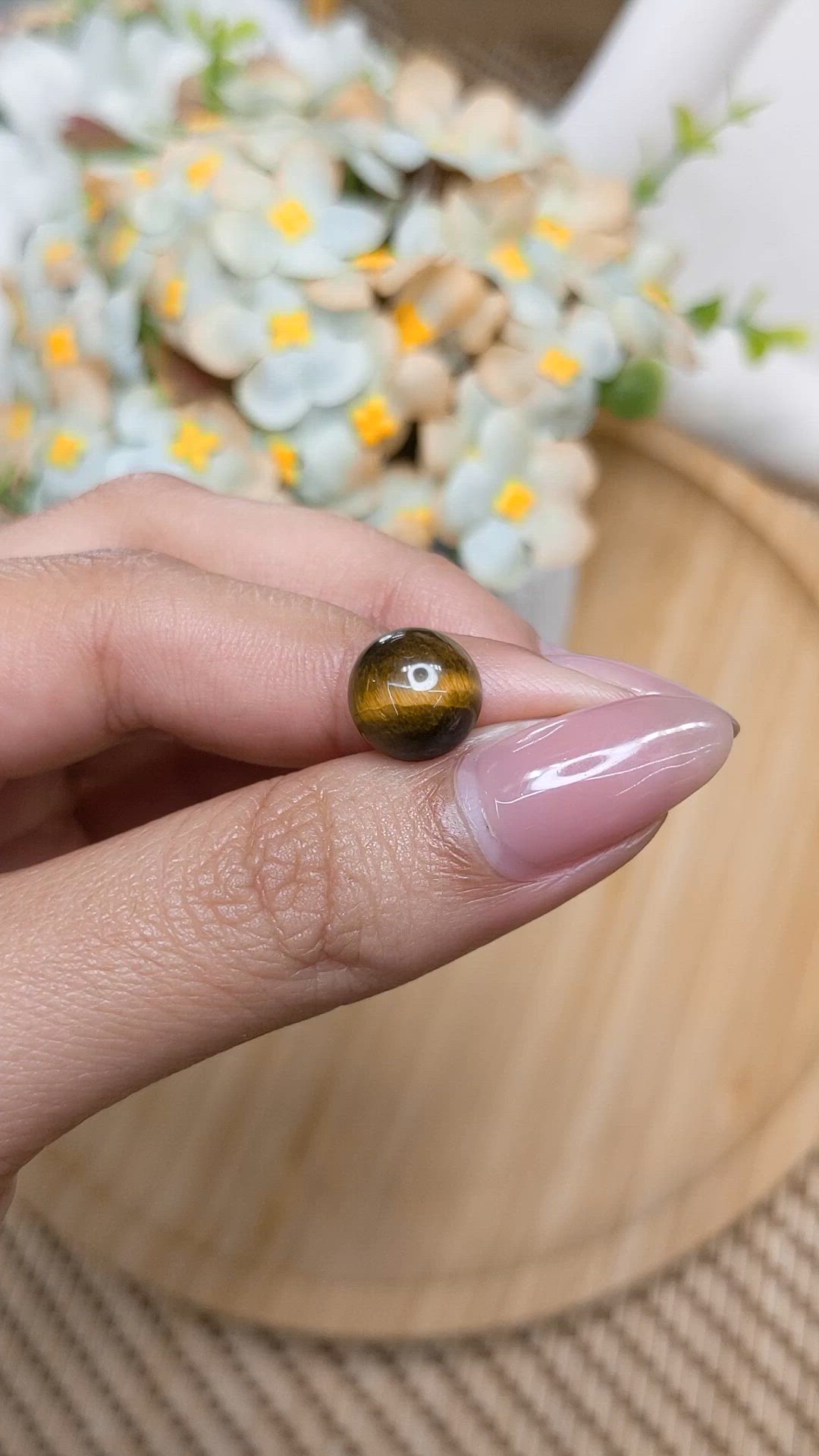 4.25 Ct. Cabochon Tiger's Eye from Ceylon (Sri Lanka) Size Video