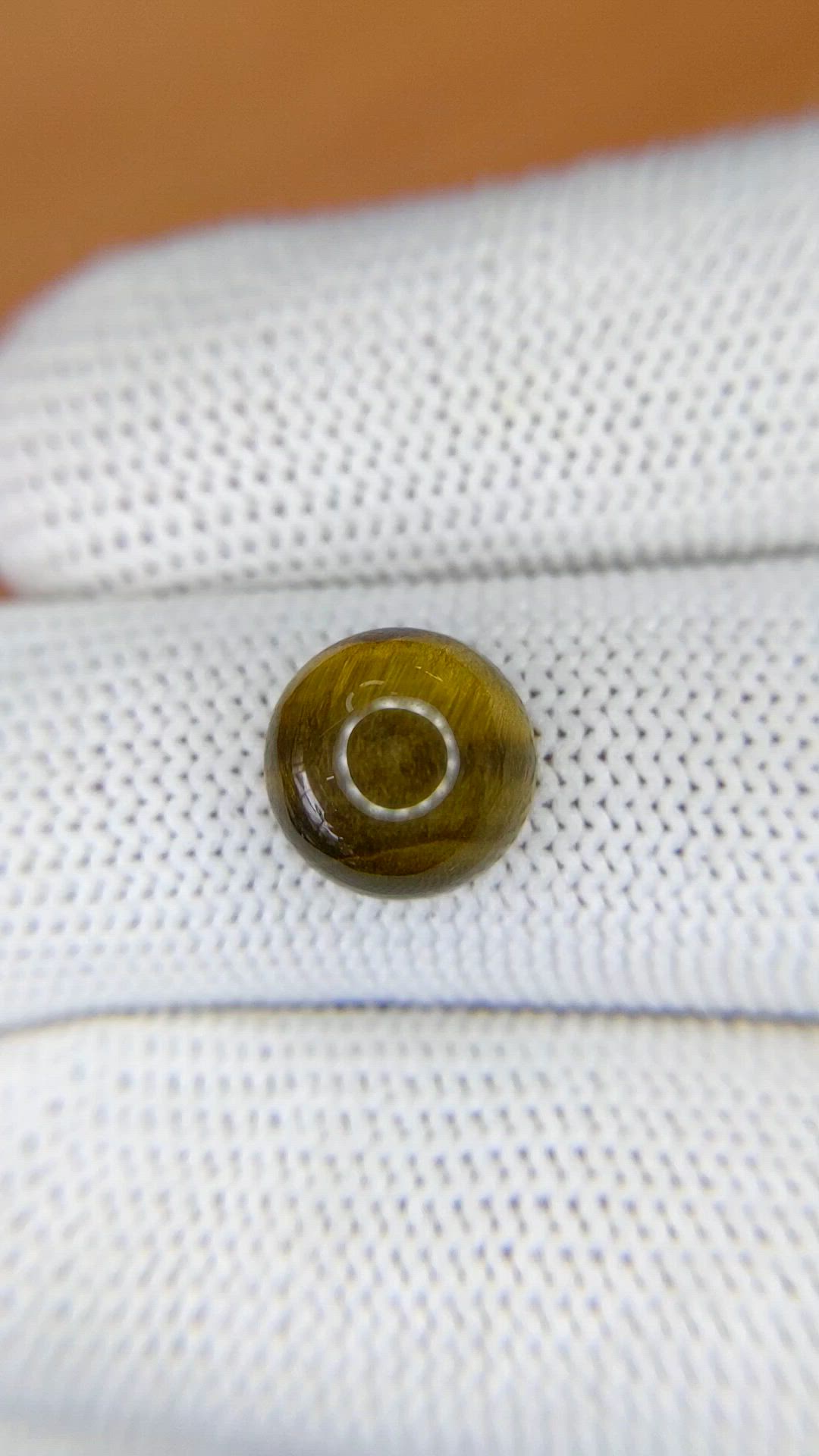 4.31 Ct. Cabochon Tiger's Eye from Ceylon (Sri Lanka) Size Video