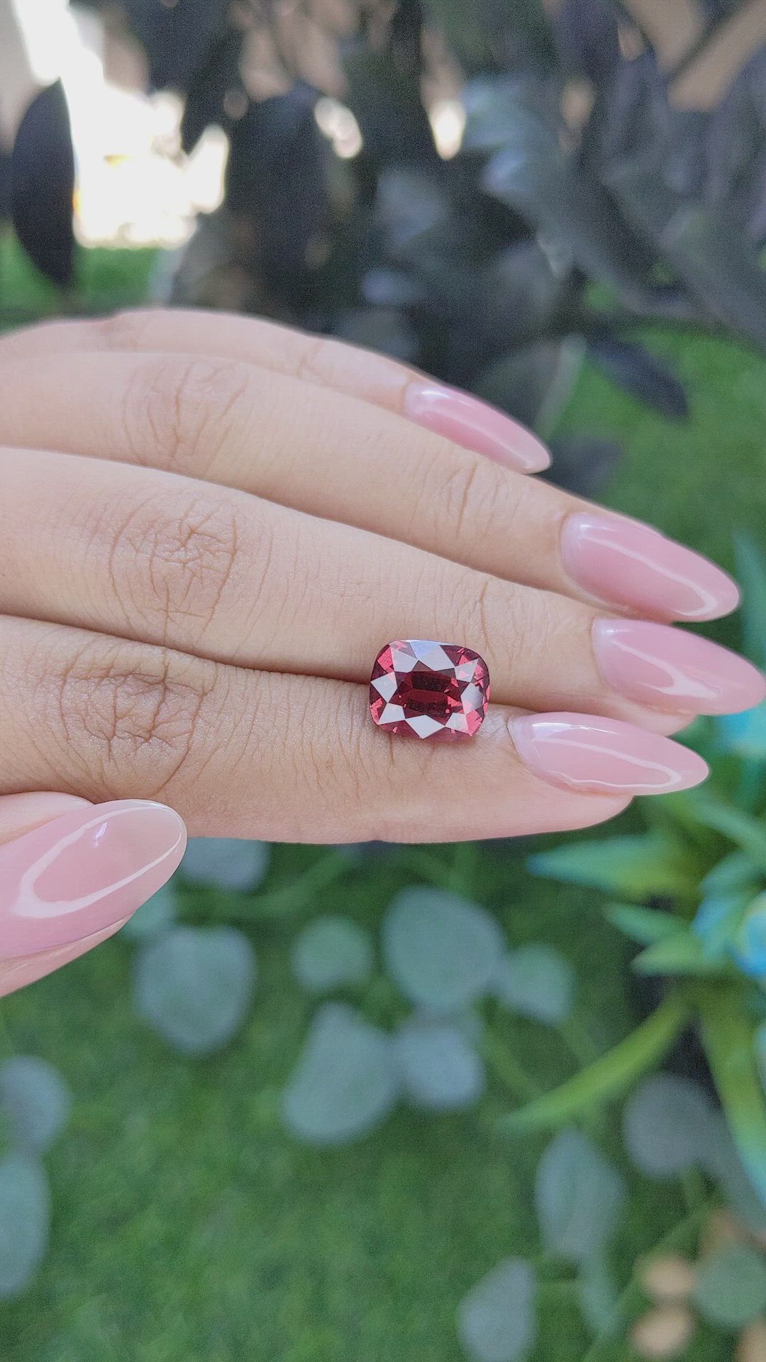 4.98 Ct. Pinkish Red Malaya Garnet from Tanzania Size Video