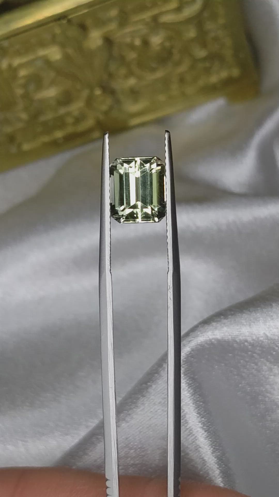 2.79 Ct. Yellowish Green Prasiolite Size Video