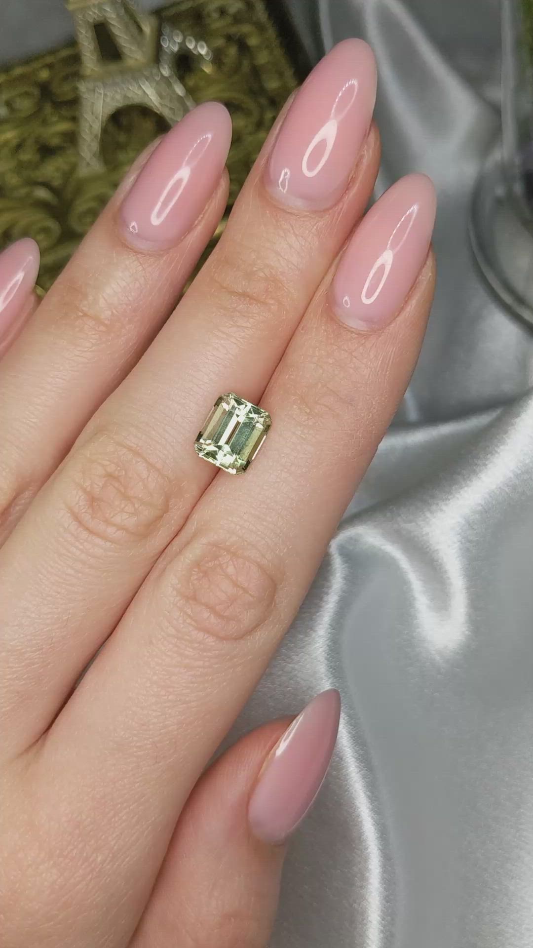 2.79 Ct. Yellowish Green Prasiolite Size Video