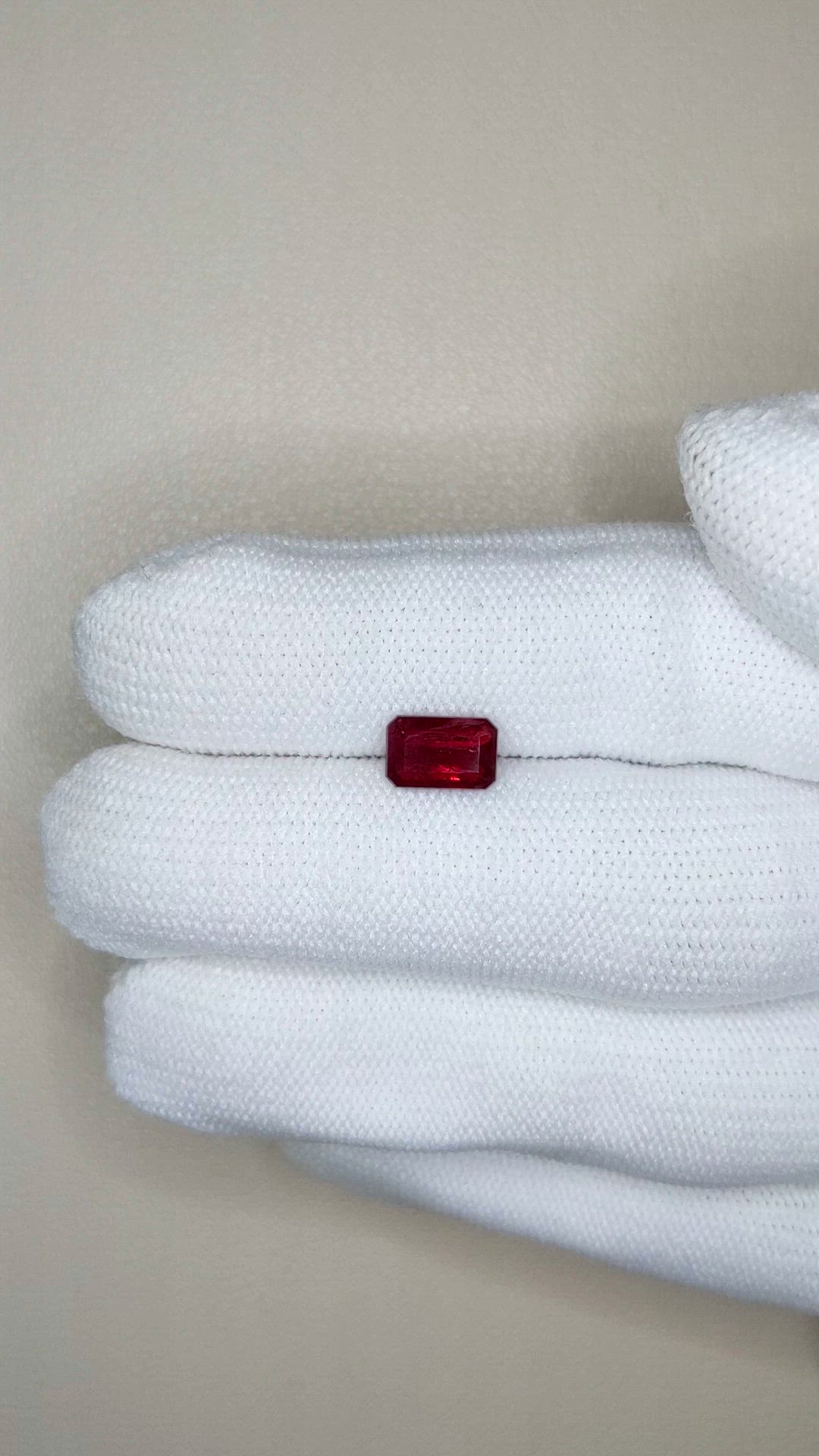 1.09 Ct. Red Red Beryl from United States Size Video