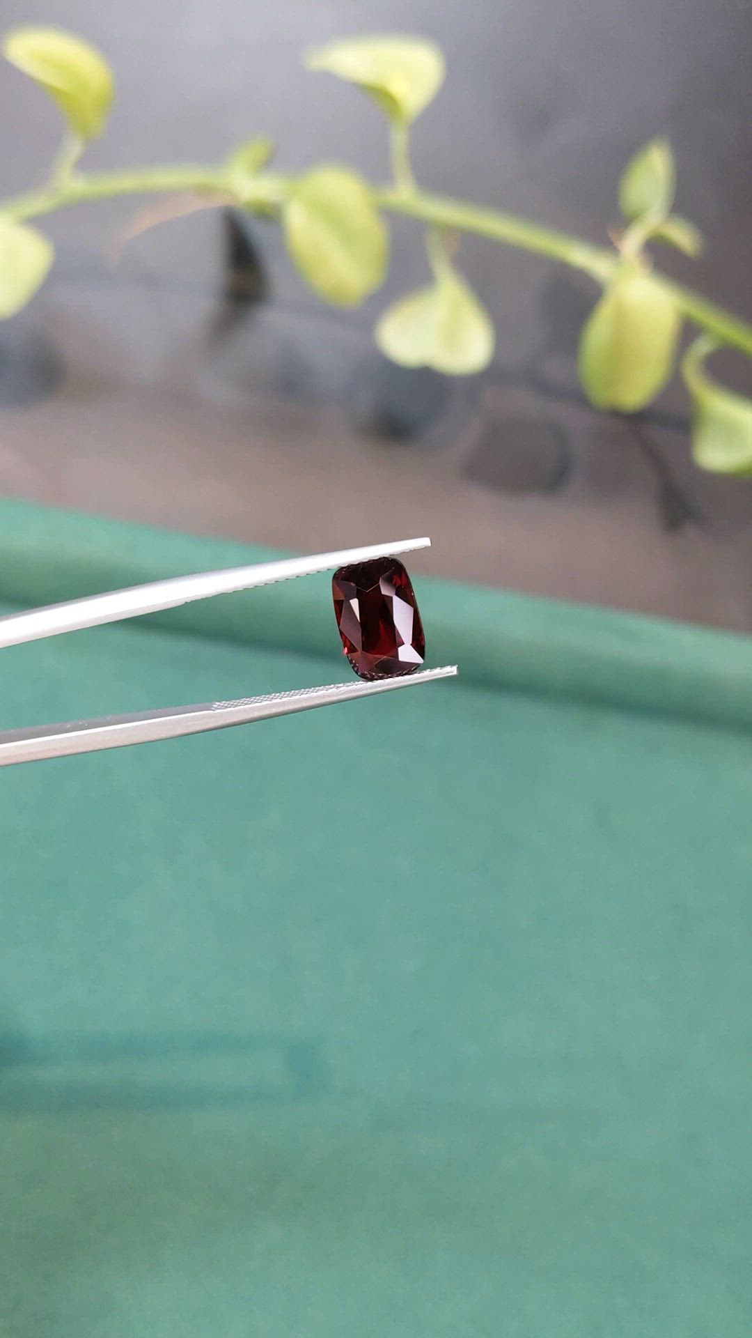 2.94 Ct. Red Spinel from Burma (Myanmar) Size Video