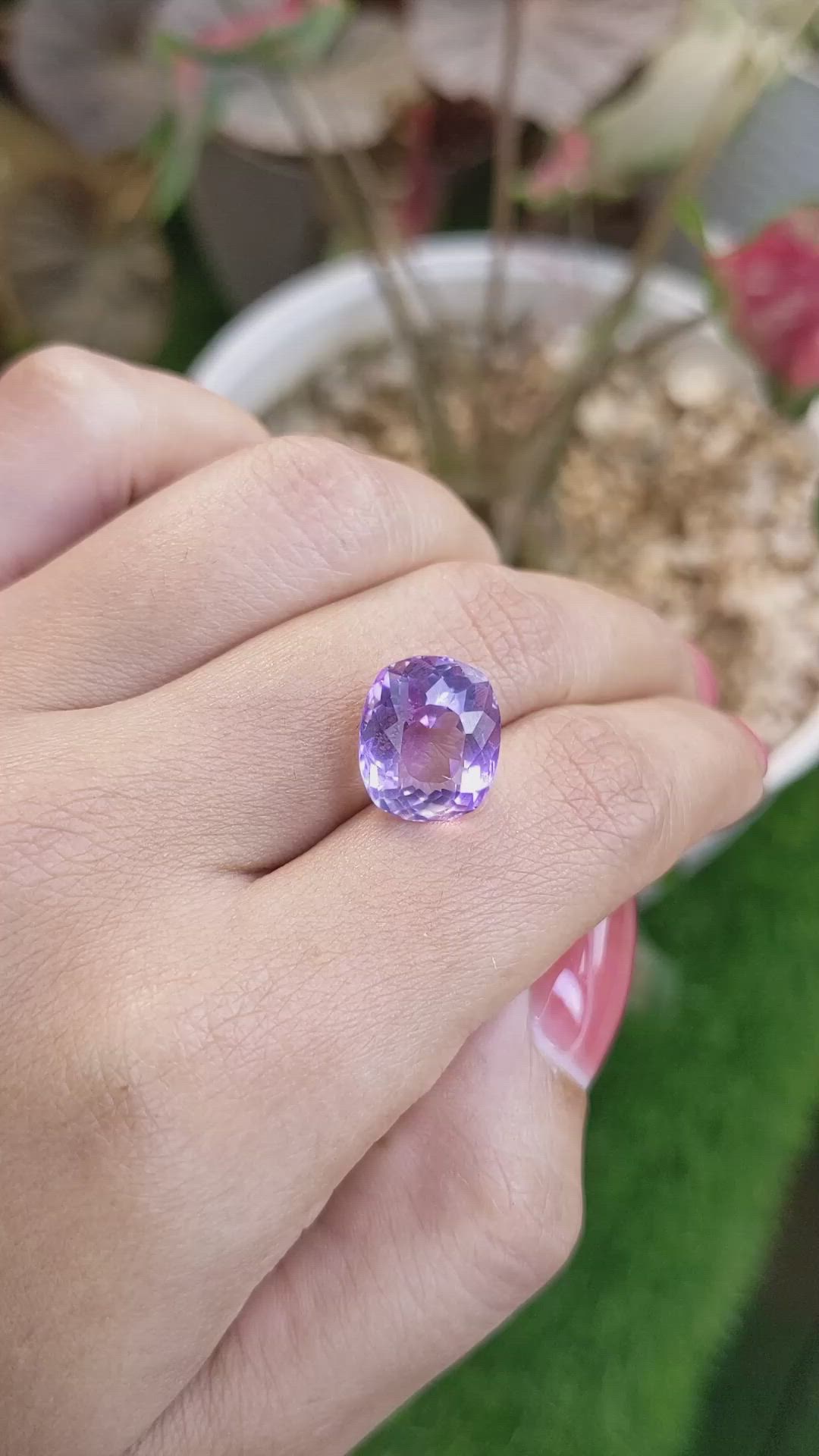 7.27 Ct. Purple Amethyst from Ceylon (Sri Lanka) Size Video