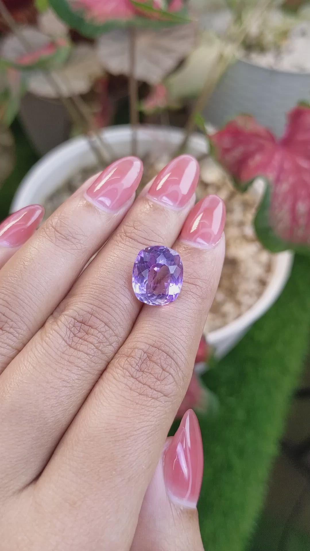 7.27 Ct. Purple Amethyst from Ceylon (Sri Lanka) Size Video