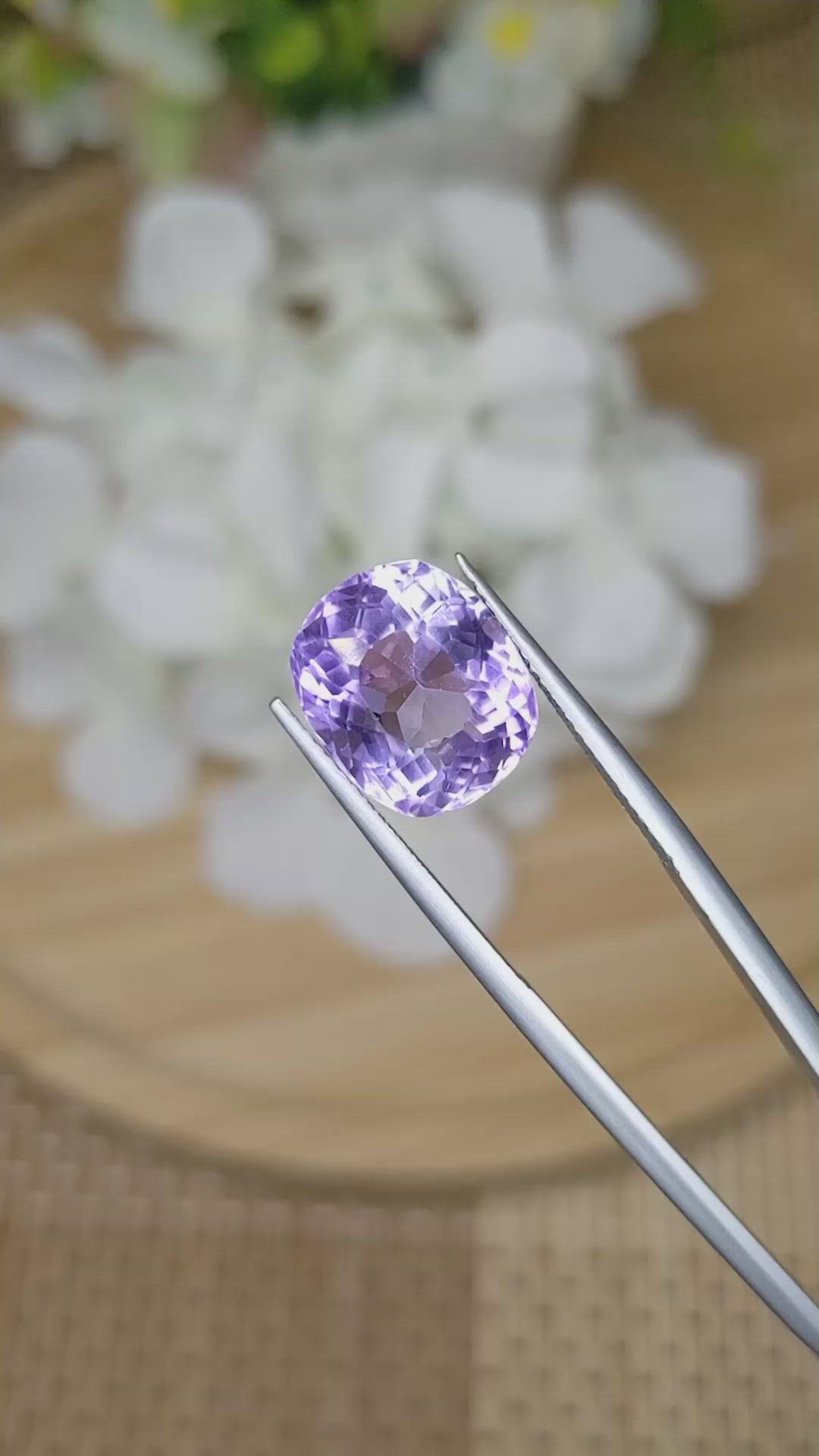 7.27 Ct. Purple Amethyst from Ceylon (Sri Lanka) Size Video