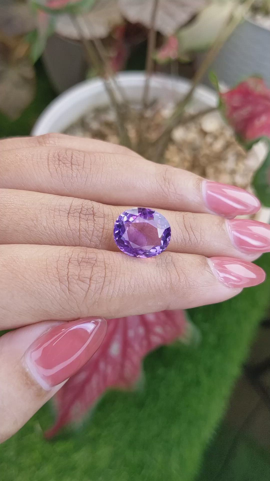 7.64 Ct. Purple Amethyst from Ceylon (Sri Lanka) Size Video