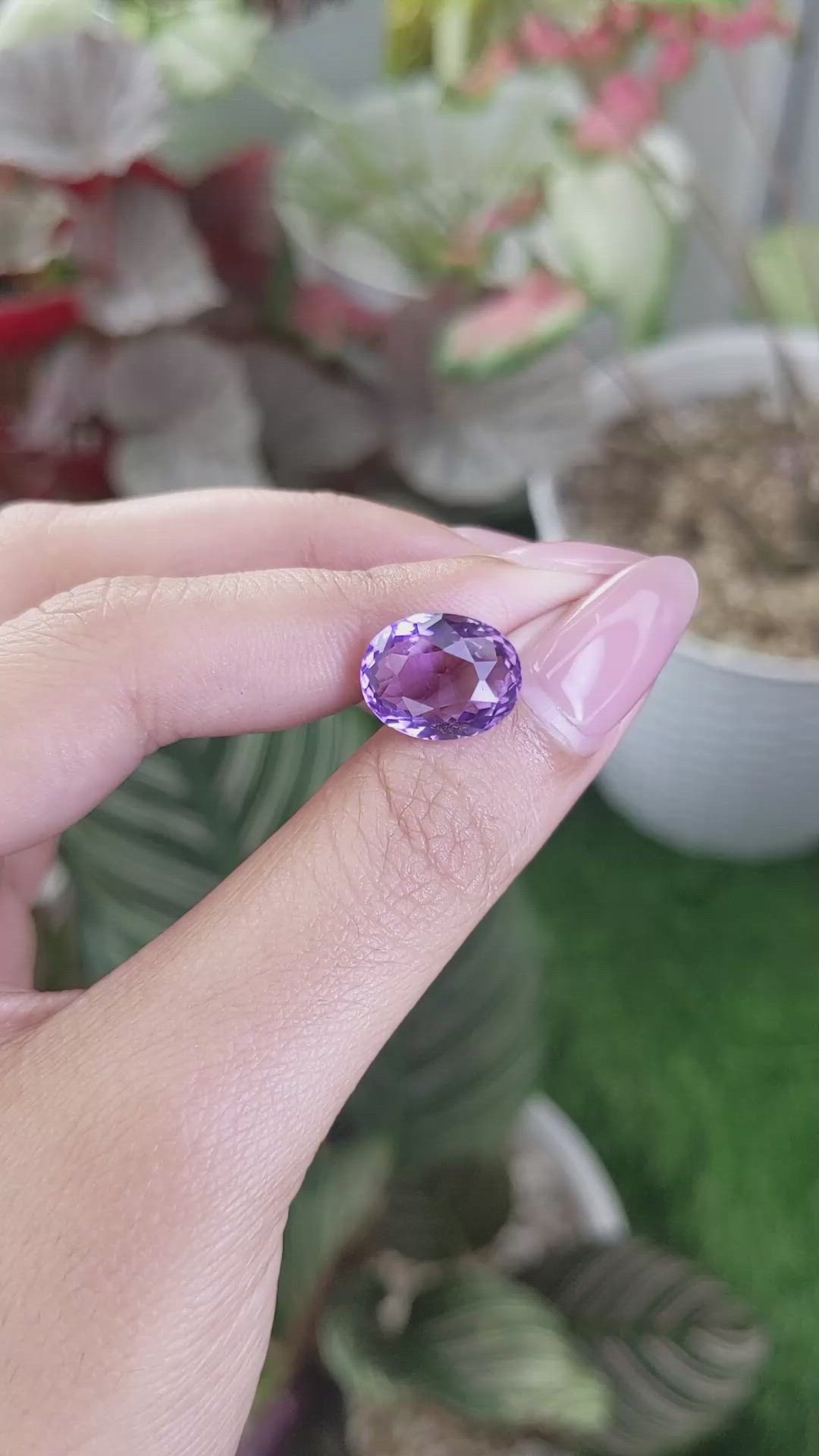 5.83 Ct. Purple Amethyst from Ceylon (Sri Lanka) Size Video