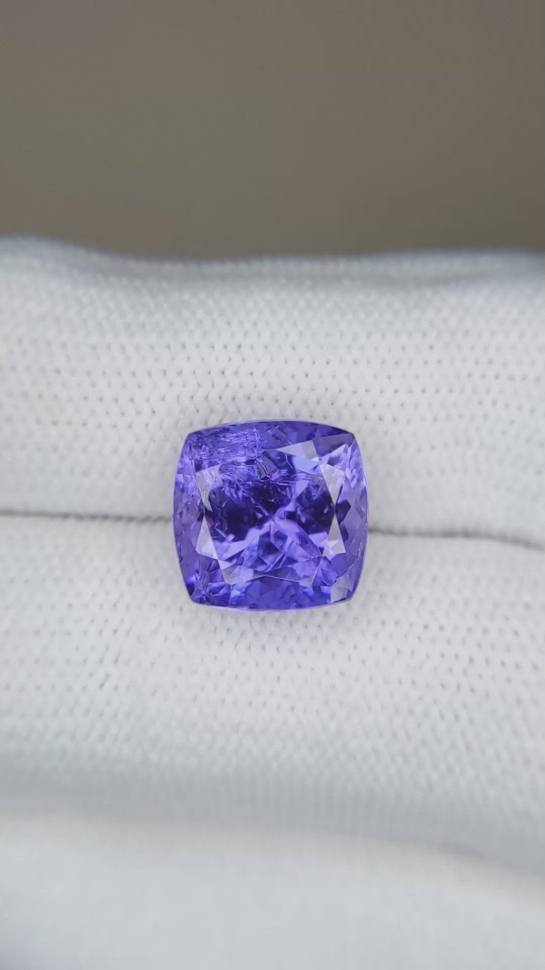 6.65 Ct. Violet Tanzanite from Tanzania Size Video