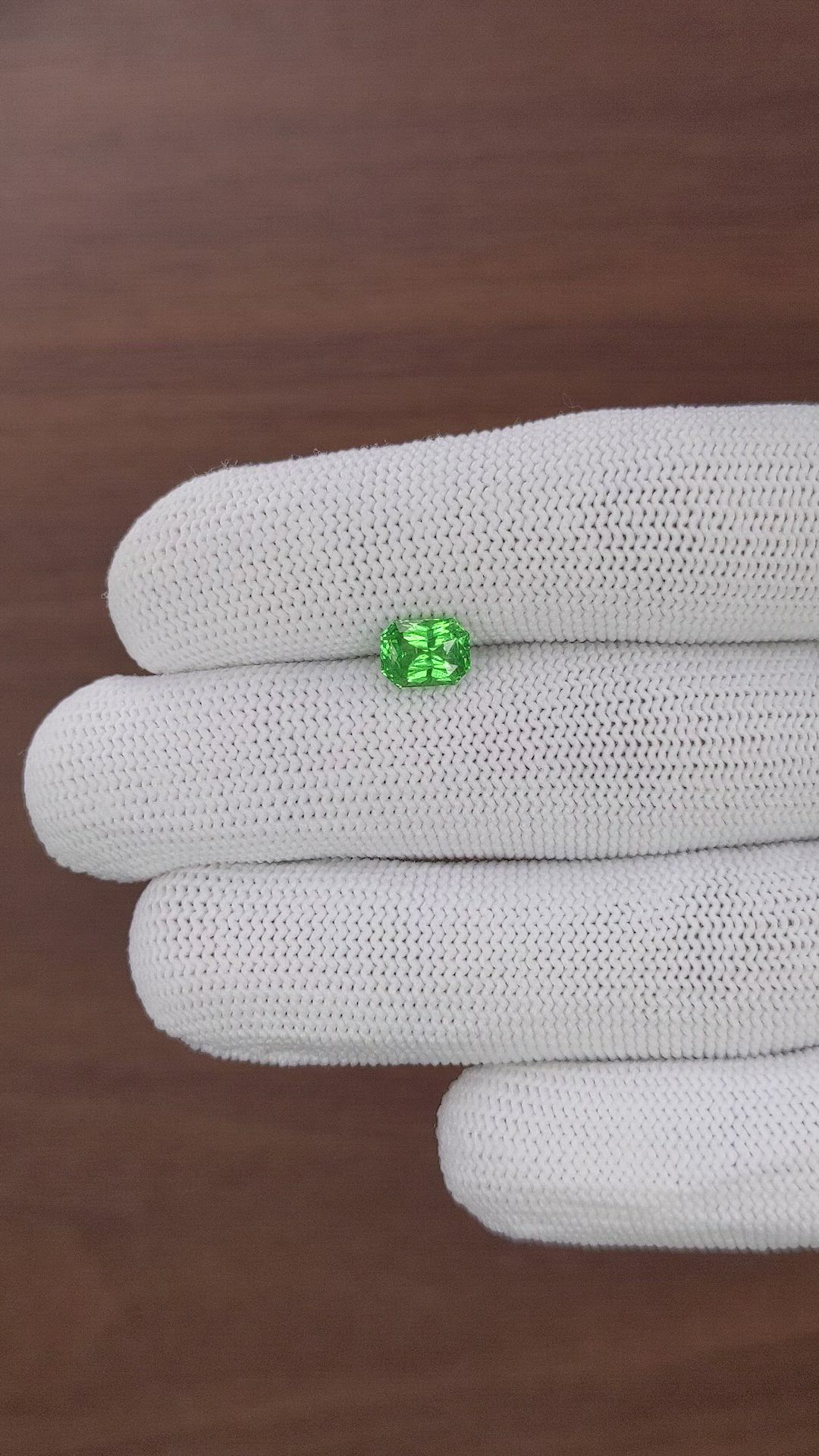 1.54 Ct. Tsavorite Garnet from Tanzania Size Video