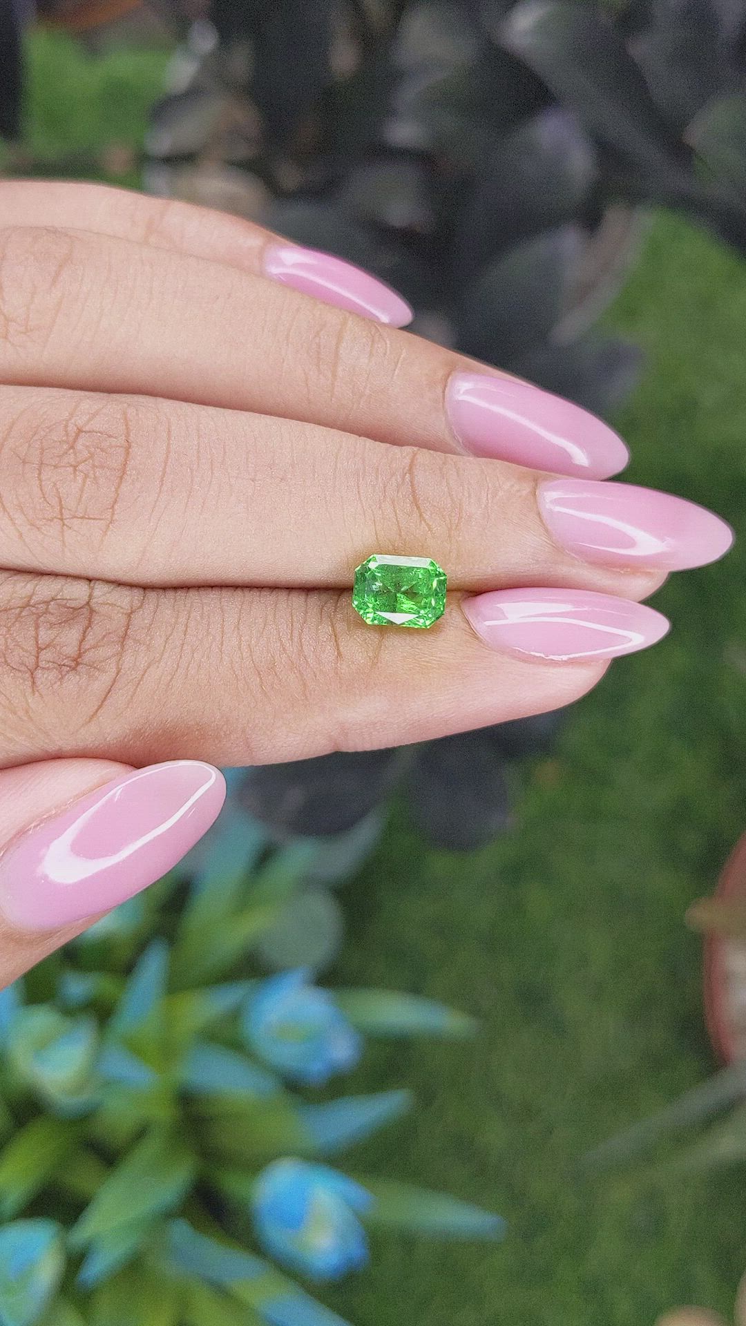 1.54 Ct. Tsavorite Garnet from Tanzania Size Video