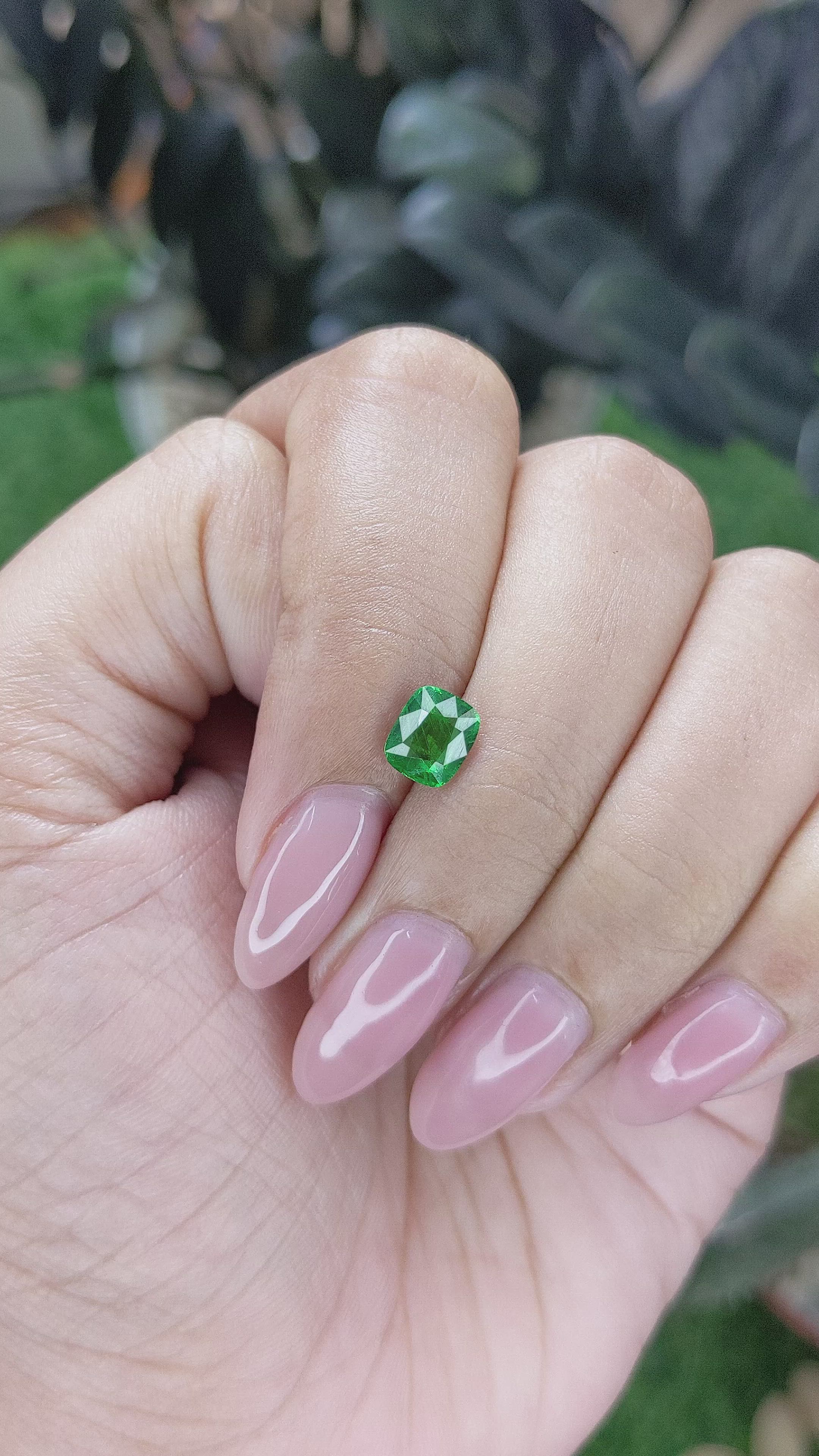 1.15 Ct. Tsavorite Garnet from Tanzania Size Video