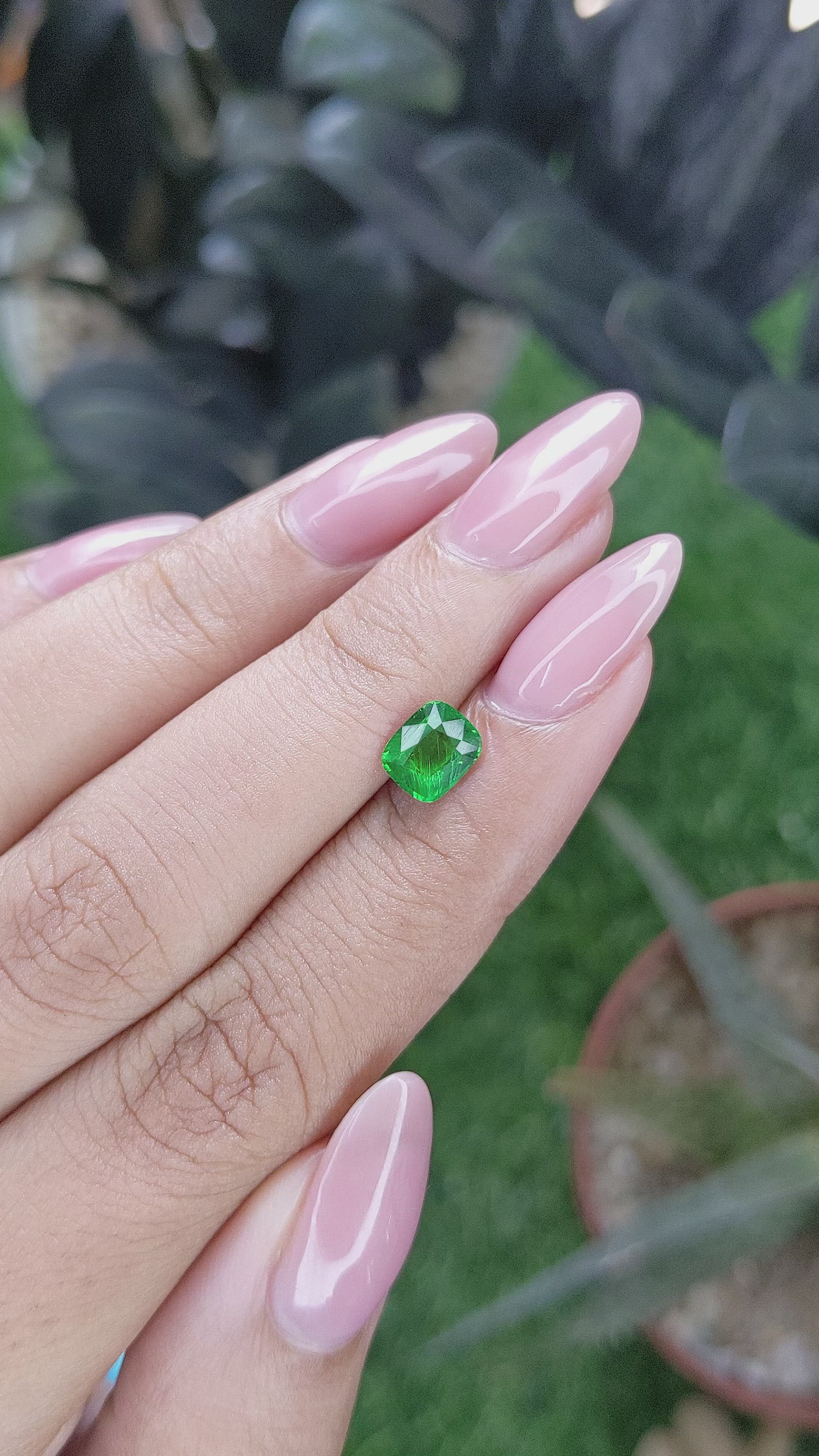 1.15 Ct. Tsavorite Garnet from Tanzania Size Video