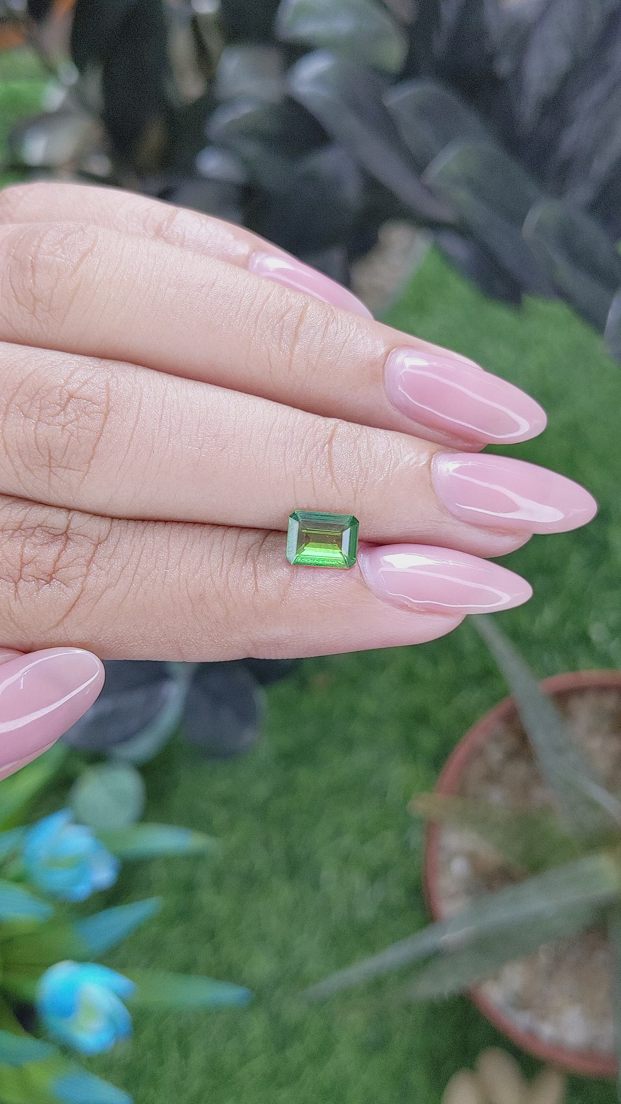 1.05 Ct. Tsavorite Garnet from Kenya Size Video
