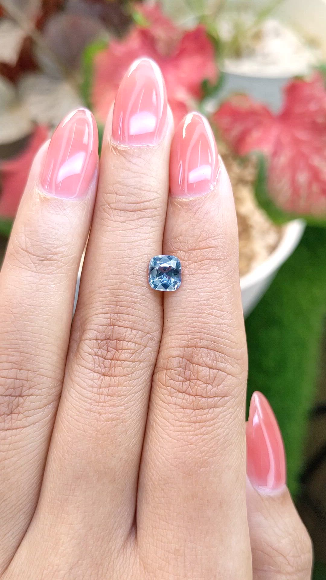 1.00 Ct. Greyish Blue Spinel from Ceylon (Sri Lanka) Size Video