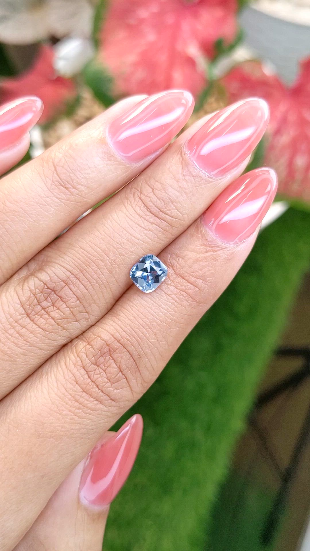 1.00 Ct. Greyish Blue Spinel from Ceylon (Sri Lanka) Size Video