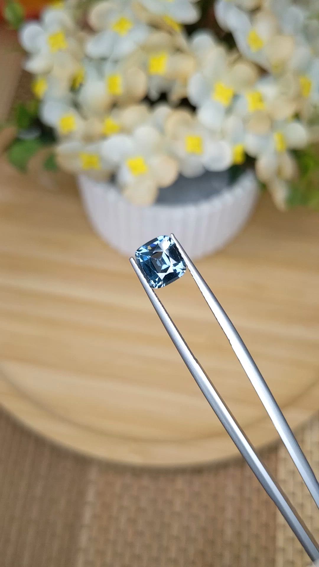1.72 Ct. Blue Spinel from Ceylon (Sri Lanka) Size Video