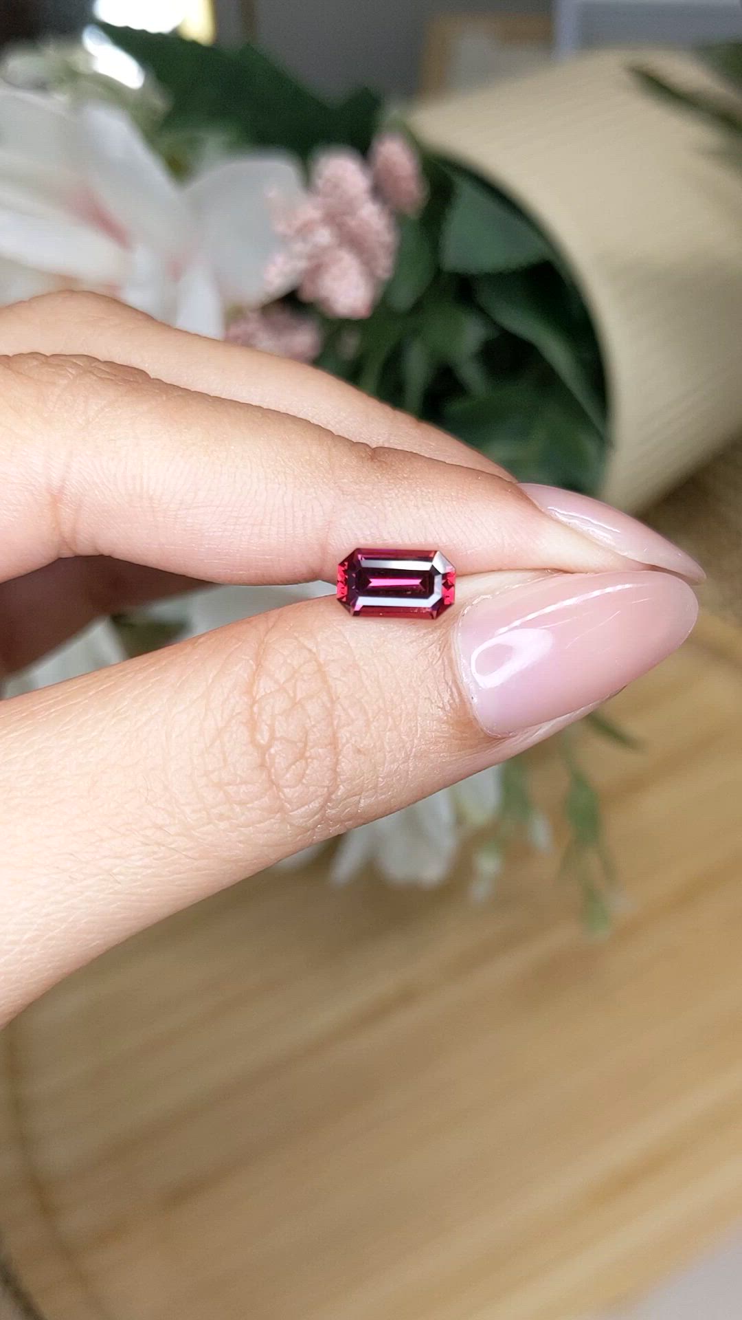 1.50 Ct. Purplish Red Rhodolite Garnet from Ceylon (Sri Lanka) Size Video