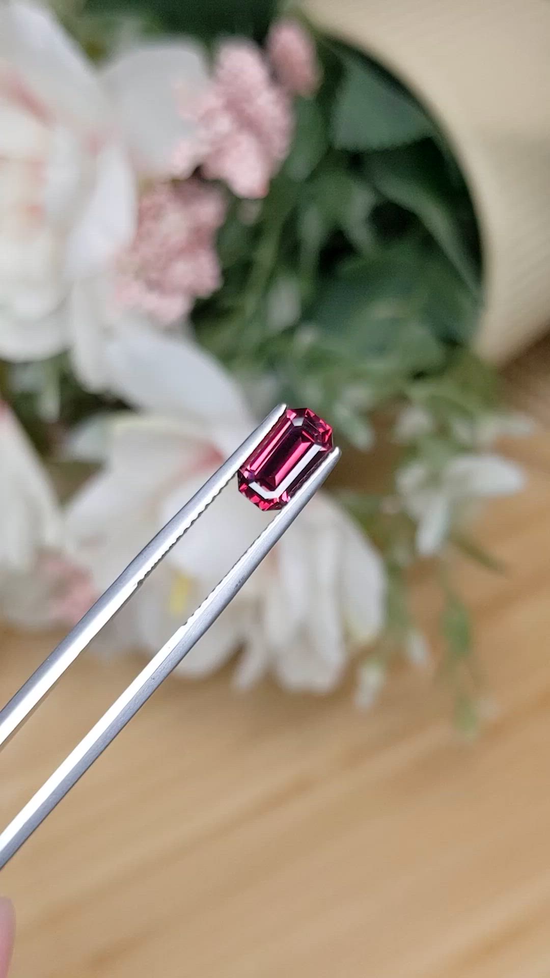 1.50 Ct. Purplish Red Rhodolite Garnet from Ceylon (Sri Lanka) Size Video