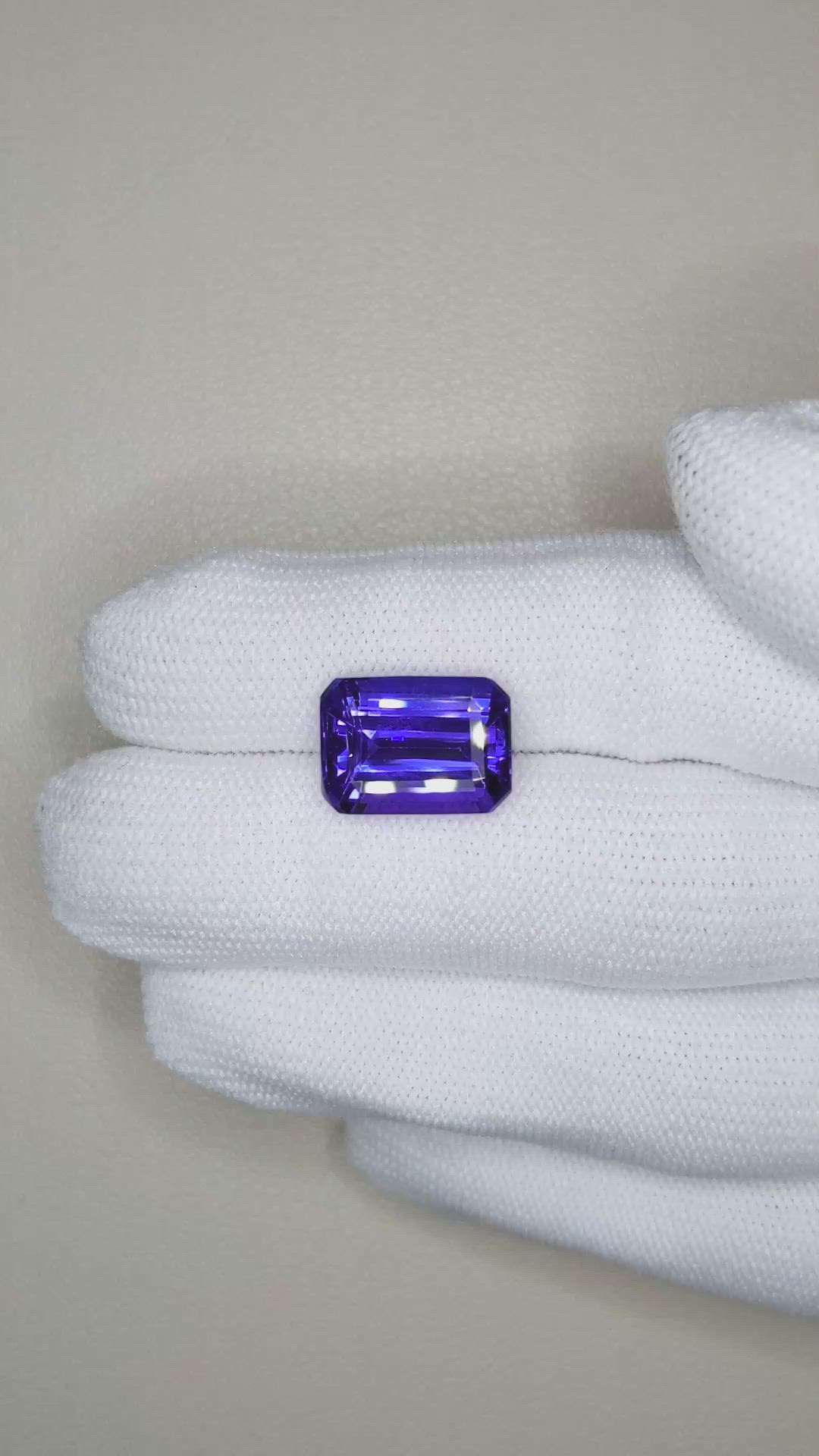 7.91 Ct. Violetish Blue Tanzanite from Tanzania Size Video
