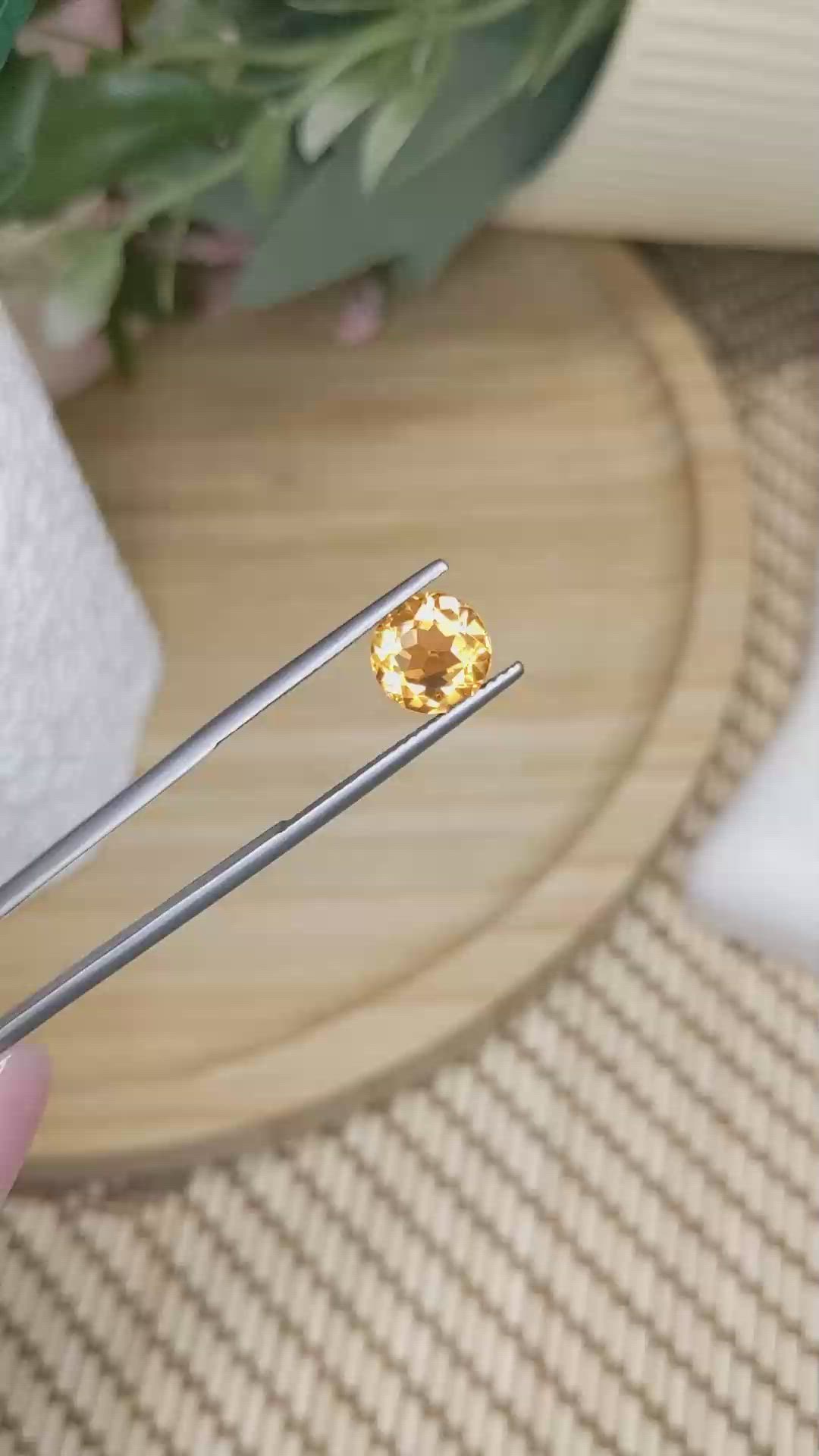 1.73 Ct. Yellowish Orange Citrine from Ceylon (Sri Lanka) Size Video