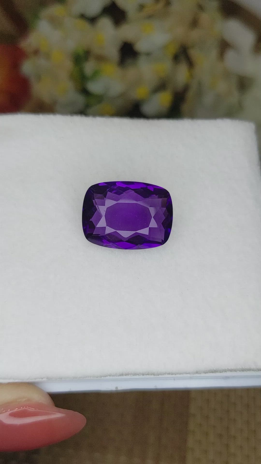 12.00 Ct. Purple Amethyst from Ceylon (Sri Lanka) Size Video