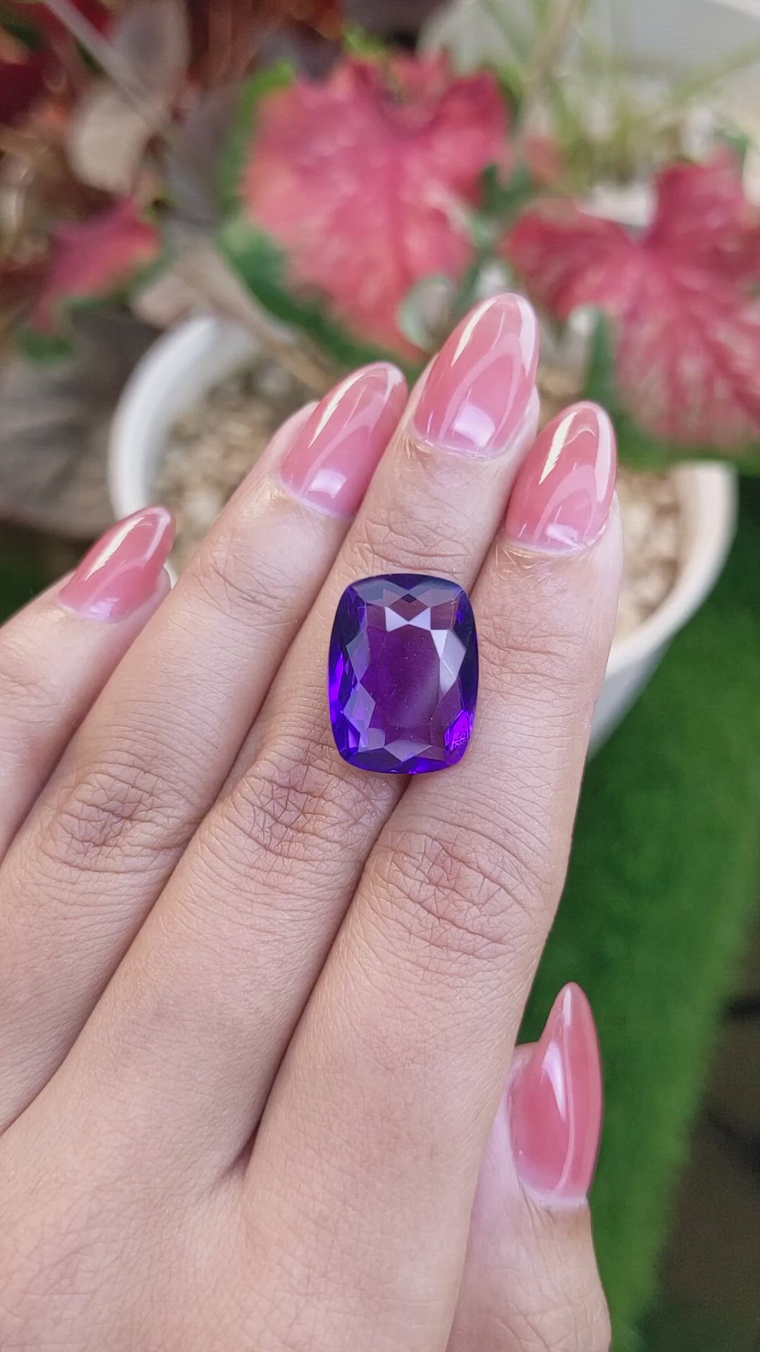 12.00 Ct. Purple Amethyst from Ceylon (Sri Lanka) Size Video