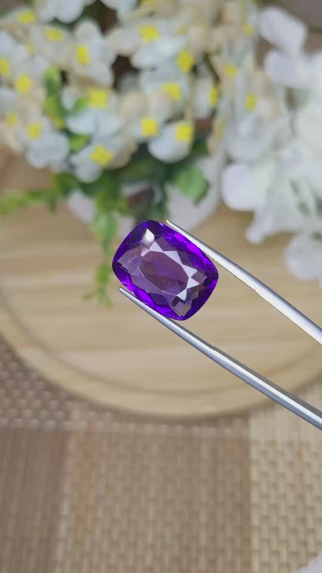 12.00 Ct. Purple Amethyst from Ceylon (Sri Lanka) Size Video